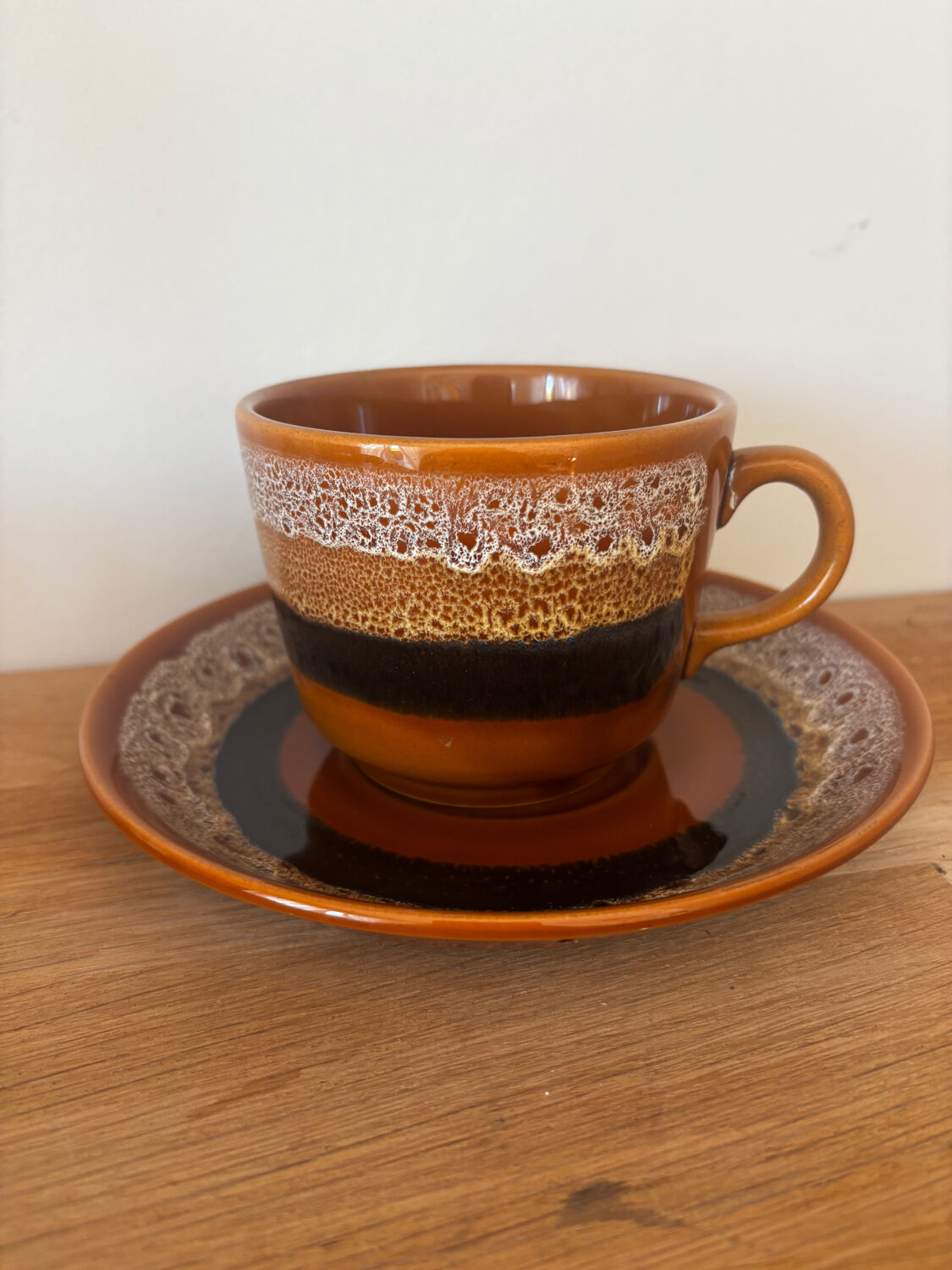 Vintage set of 2 cups and saucers Hawaii Sarreguemines