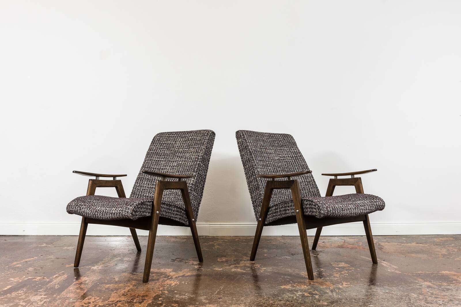 Pair of armchairs by Jaroslav Šmídek, TON, Czechoslovakia, 1960s
