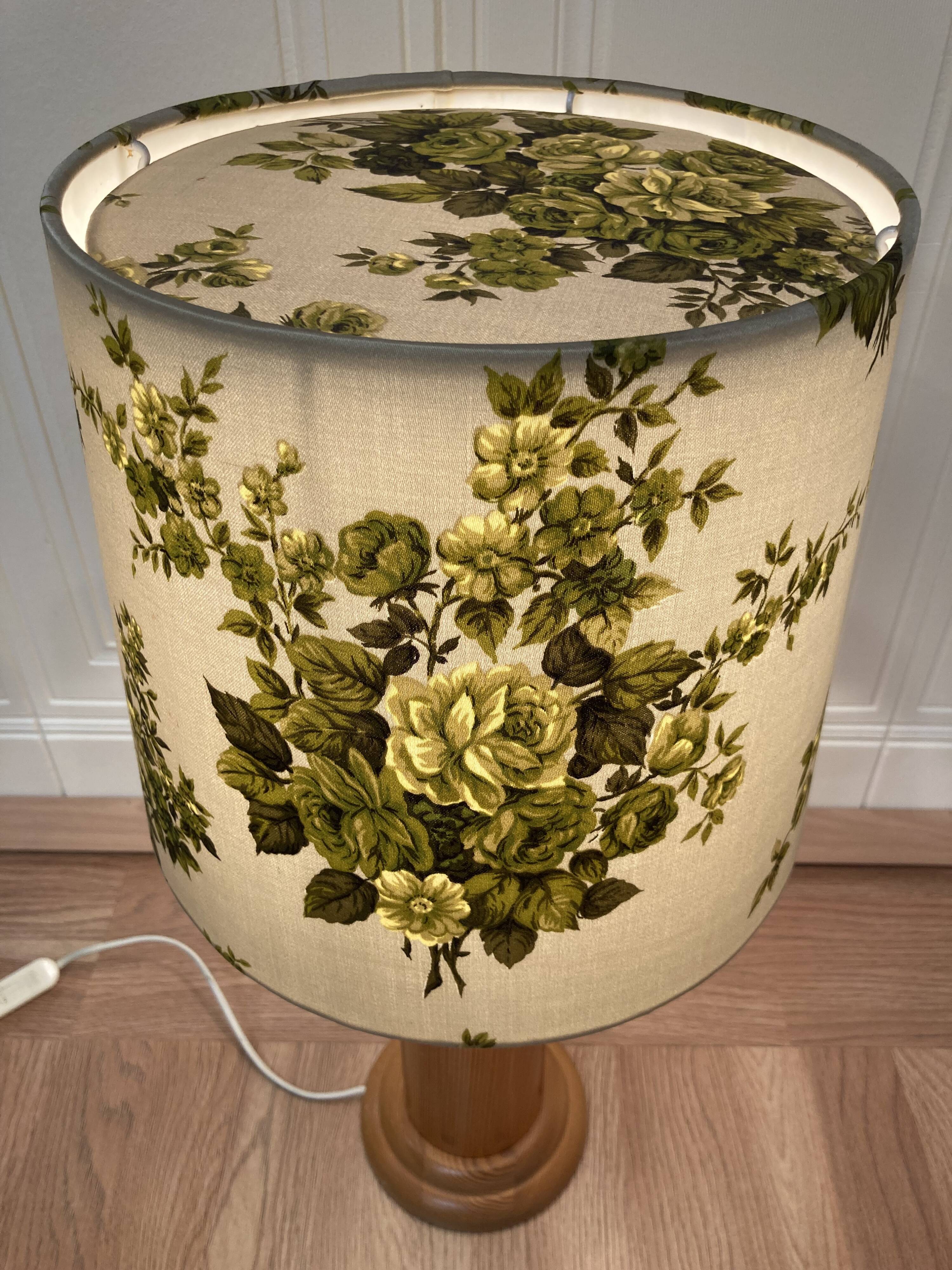 Pair of large pine lamps 1960 "scandinavian design".