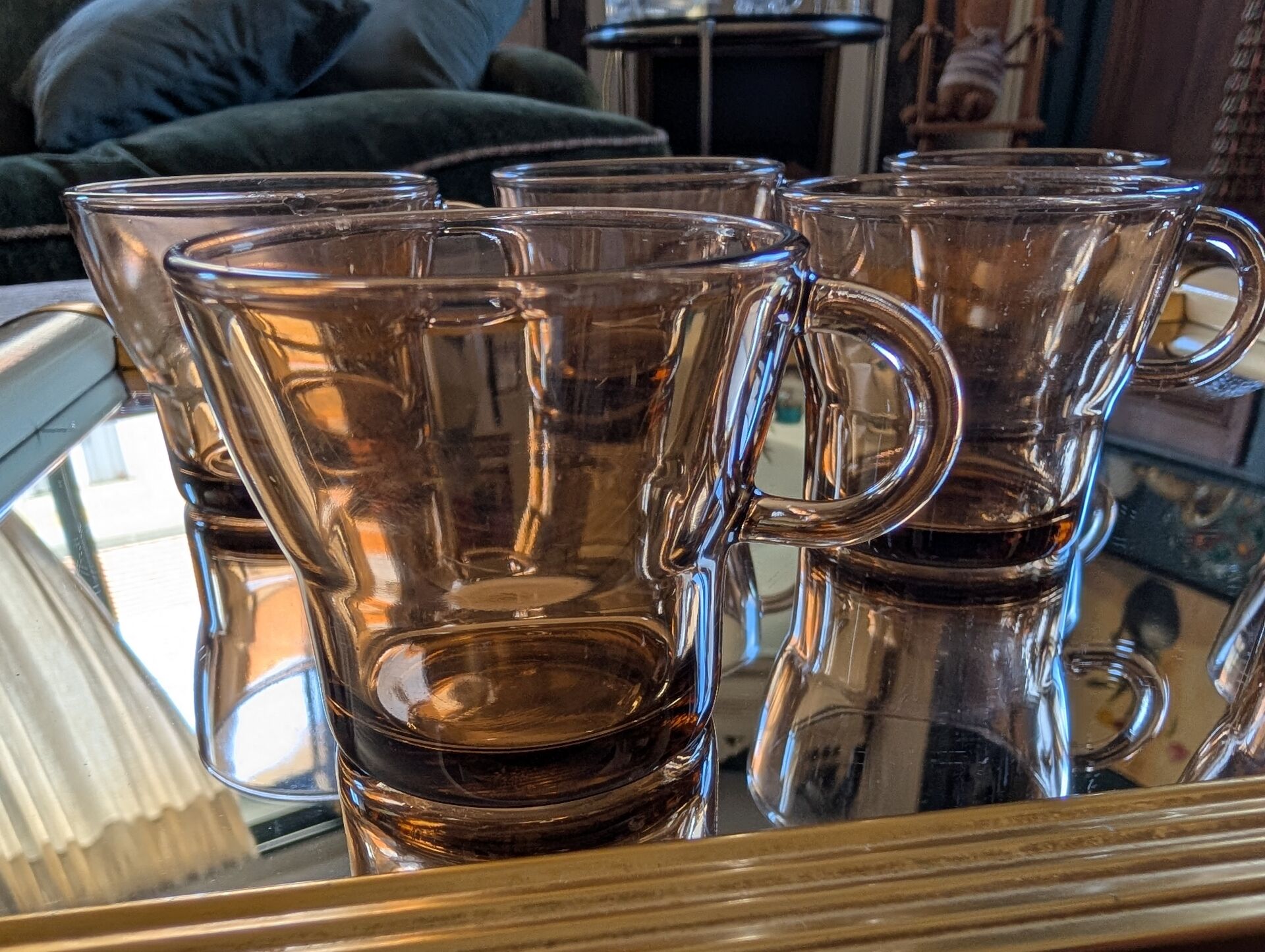 7 smoked cups – amber brown, 70s spirit