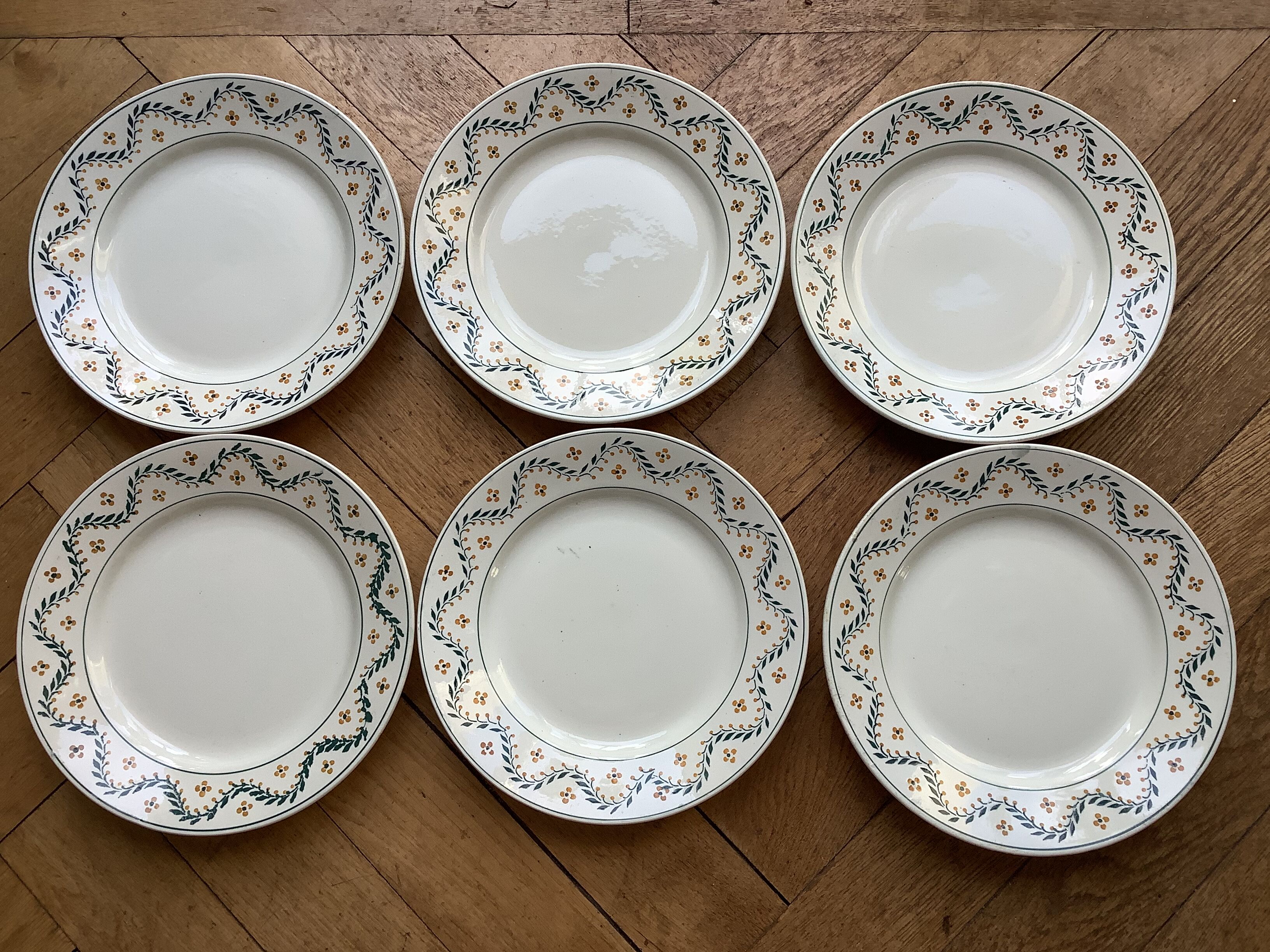 Lunéville set of 6 plates of antique white porcelain tableware with floral decoration