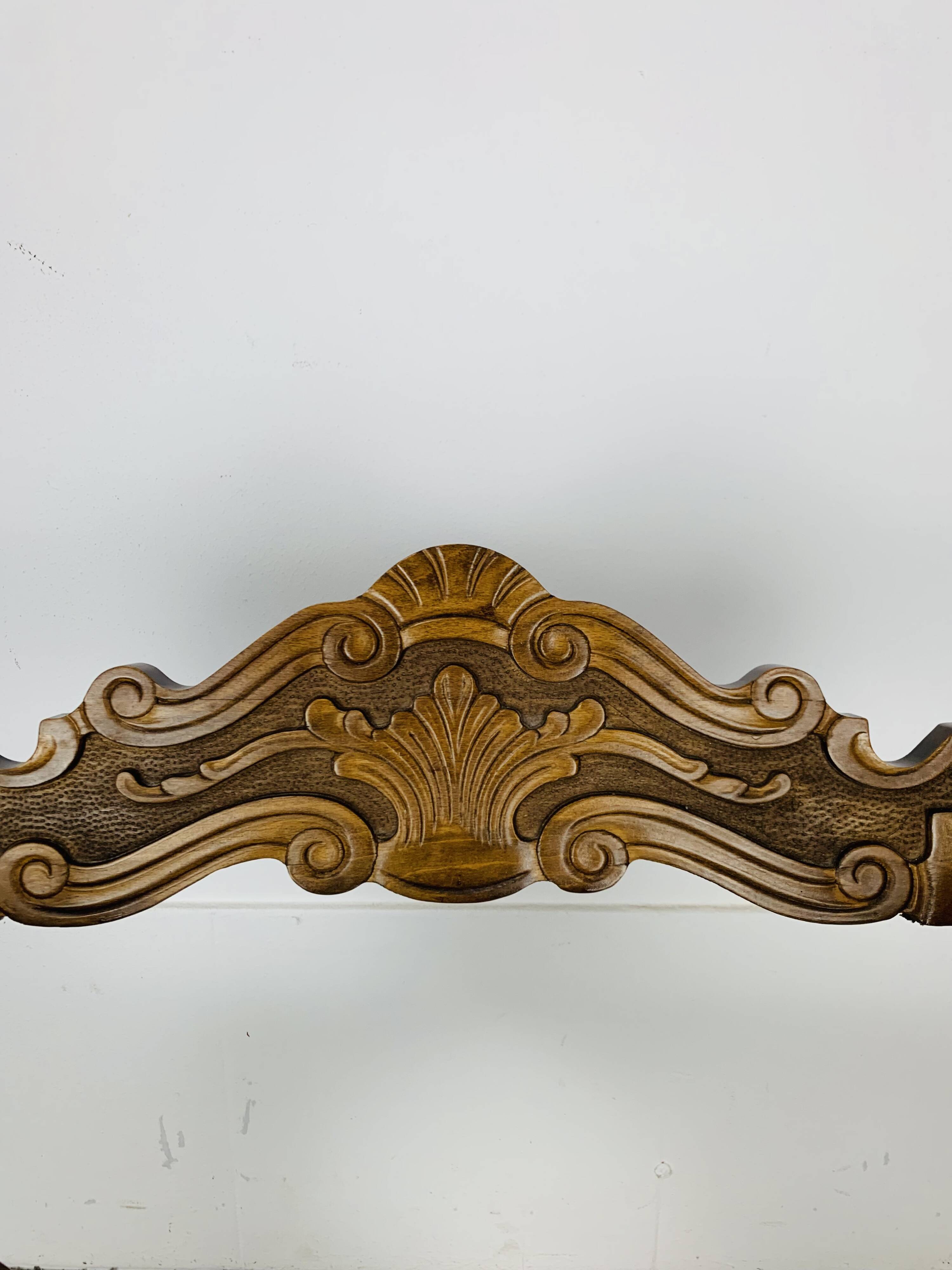 Florentine Savonarola folding chair, wood, Renaissance style