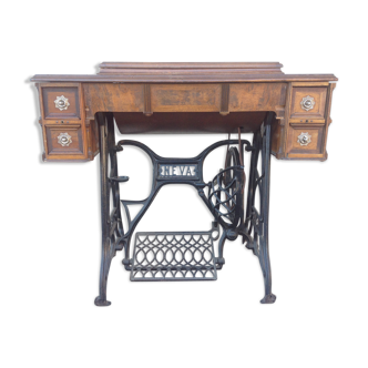 Old neva sewing 1900