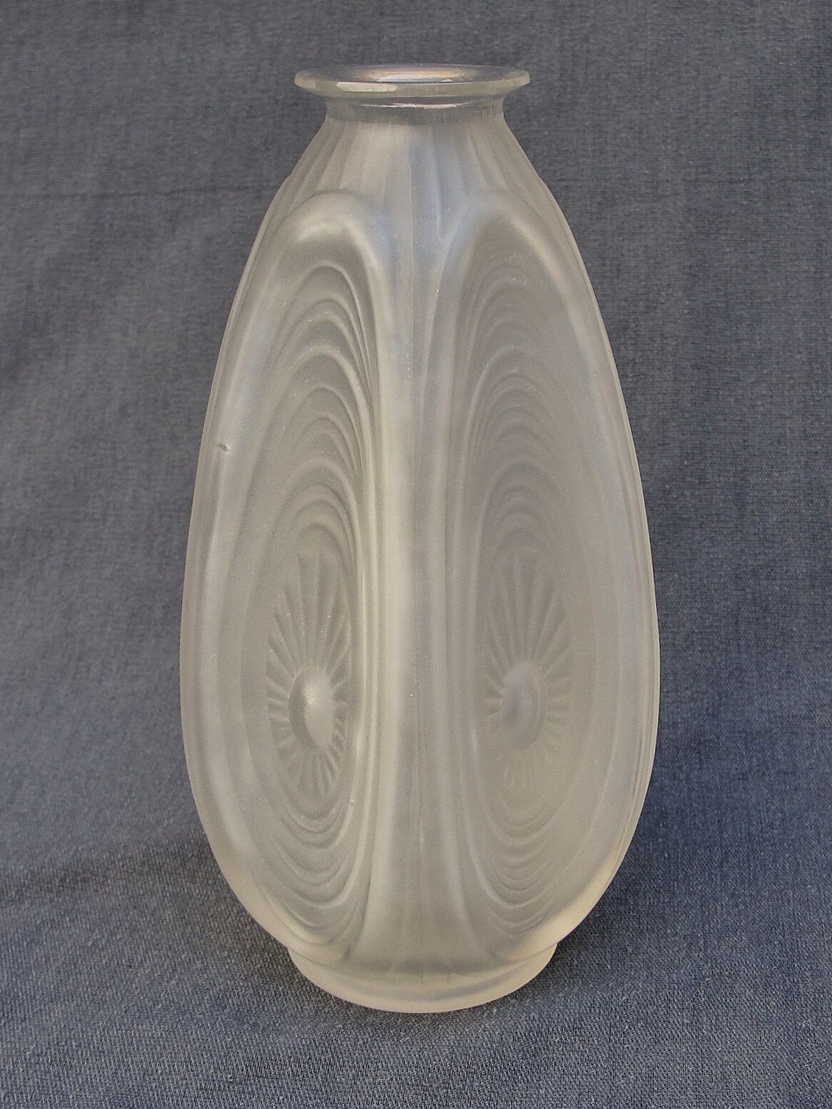 Art Deco vase signed Sabino