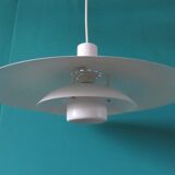 Large white suspension with cups. "Form Light" Denmark 1970