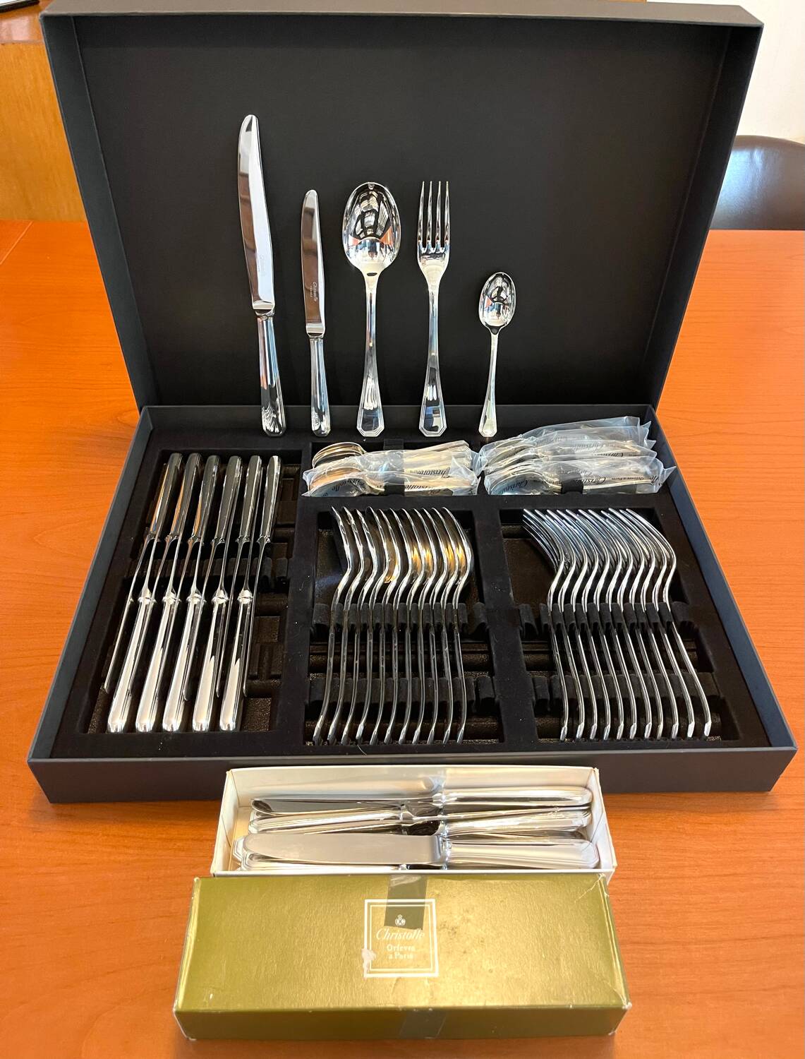 Christofle America, 60-piece cutlery set, very good condition