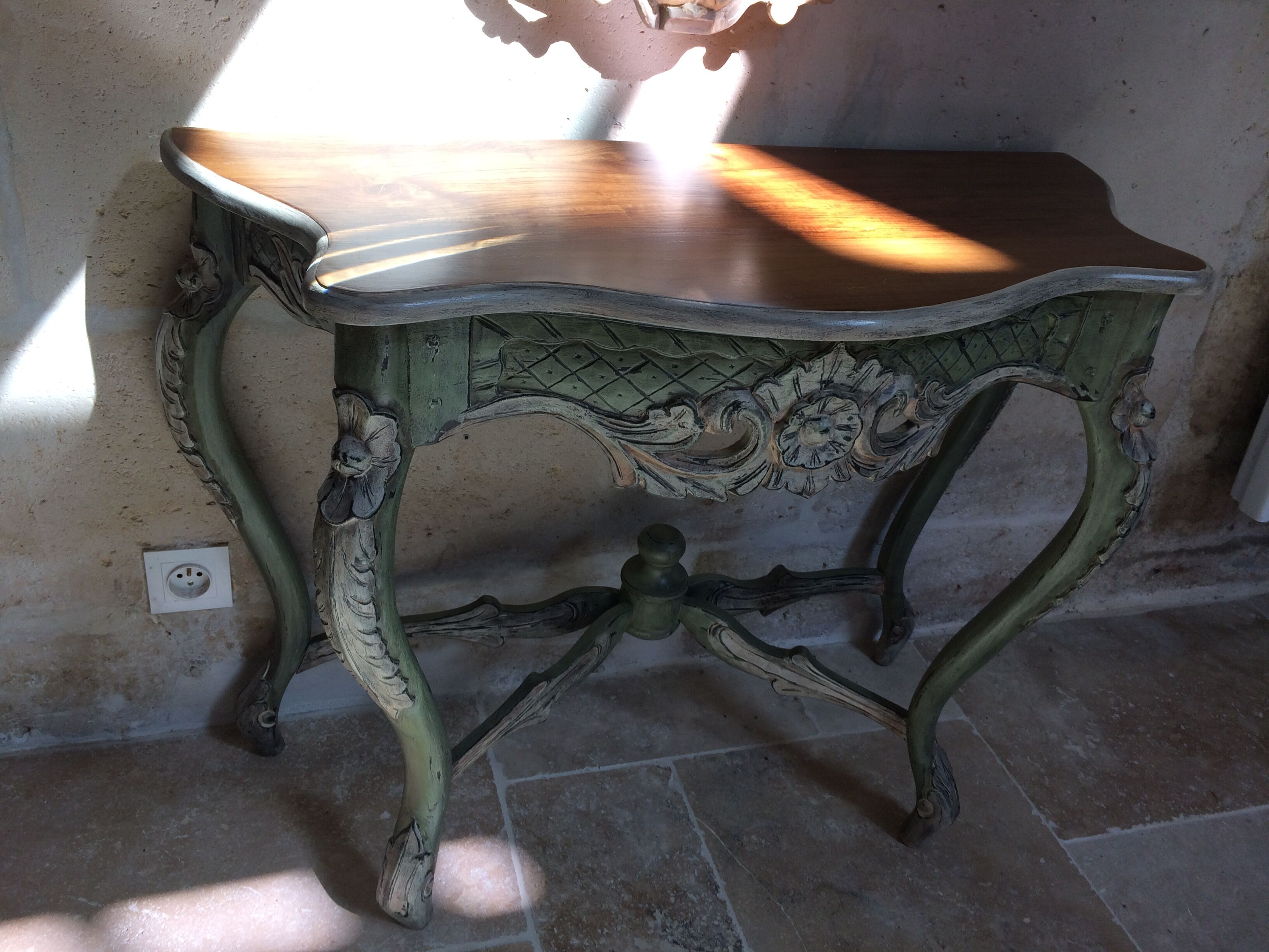 Louis XV-style console