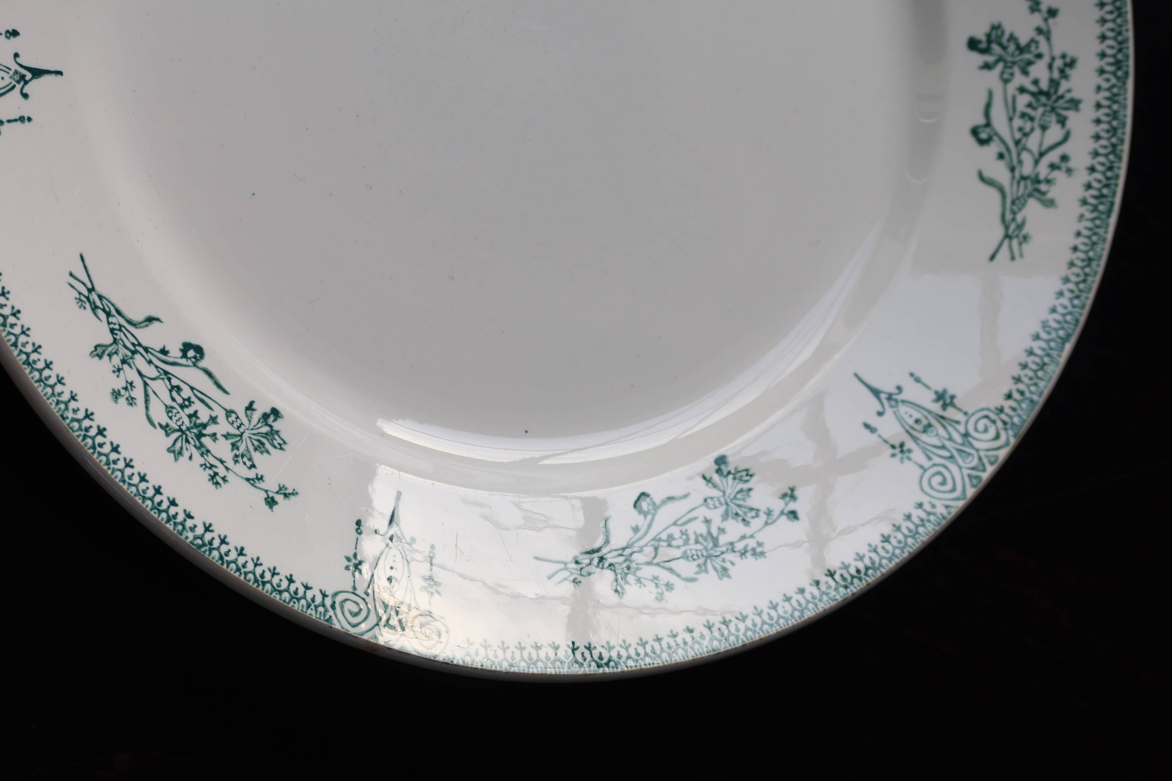 Round serving dish, old ironstone from Saint Amand - 19th century - Green pattern