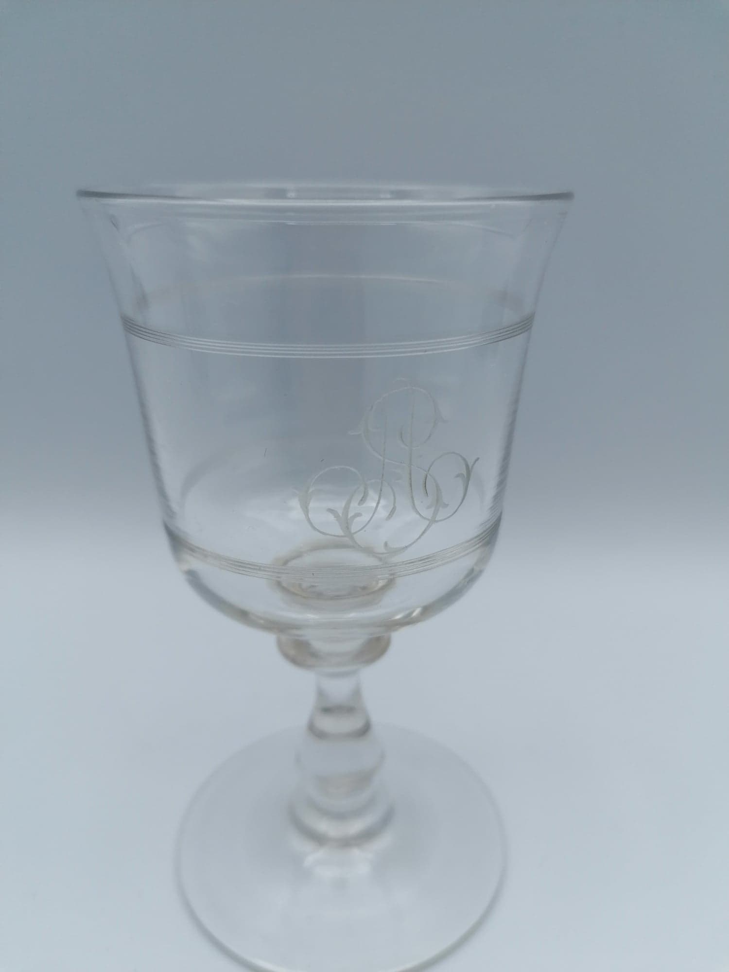 Ensemble de 6 verres en cristal monogrammés