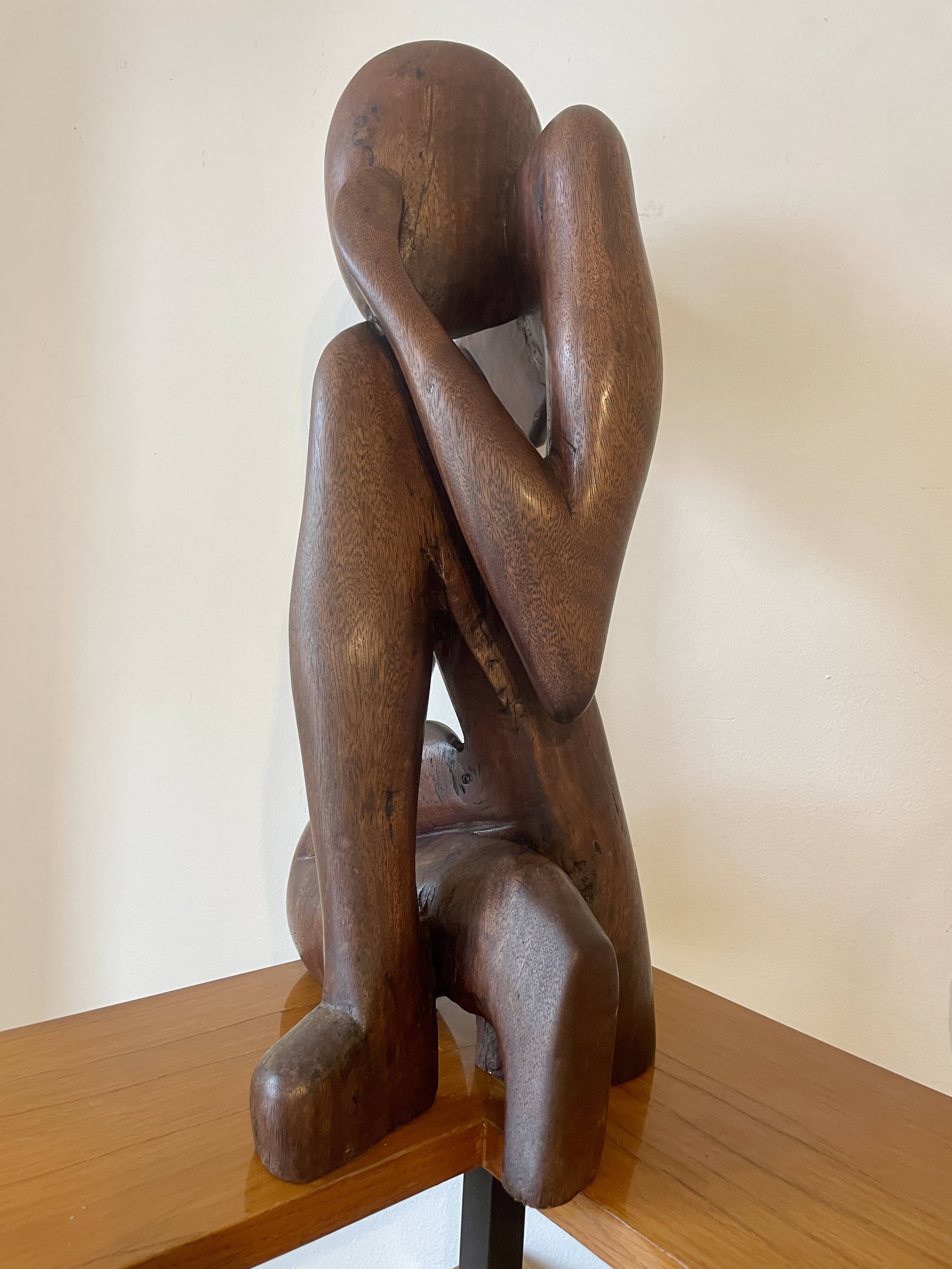 Sculpture en bois "Le penseur"