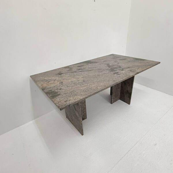 Table à manger en granit de style mid-century modern, années 1970