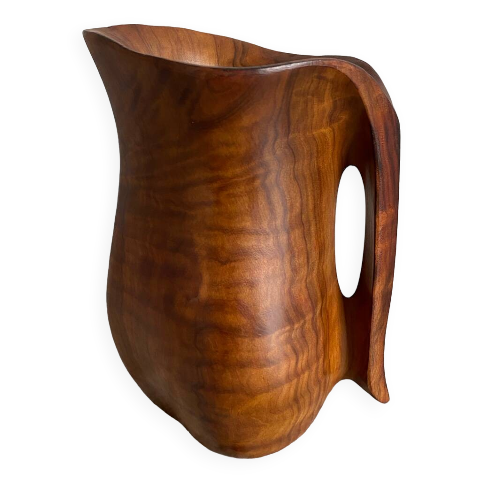 Single-walled pitcher in olive wood