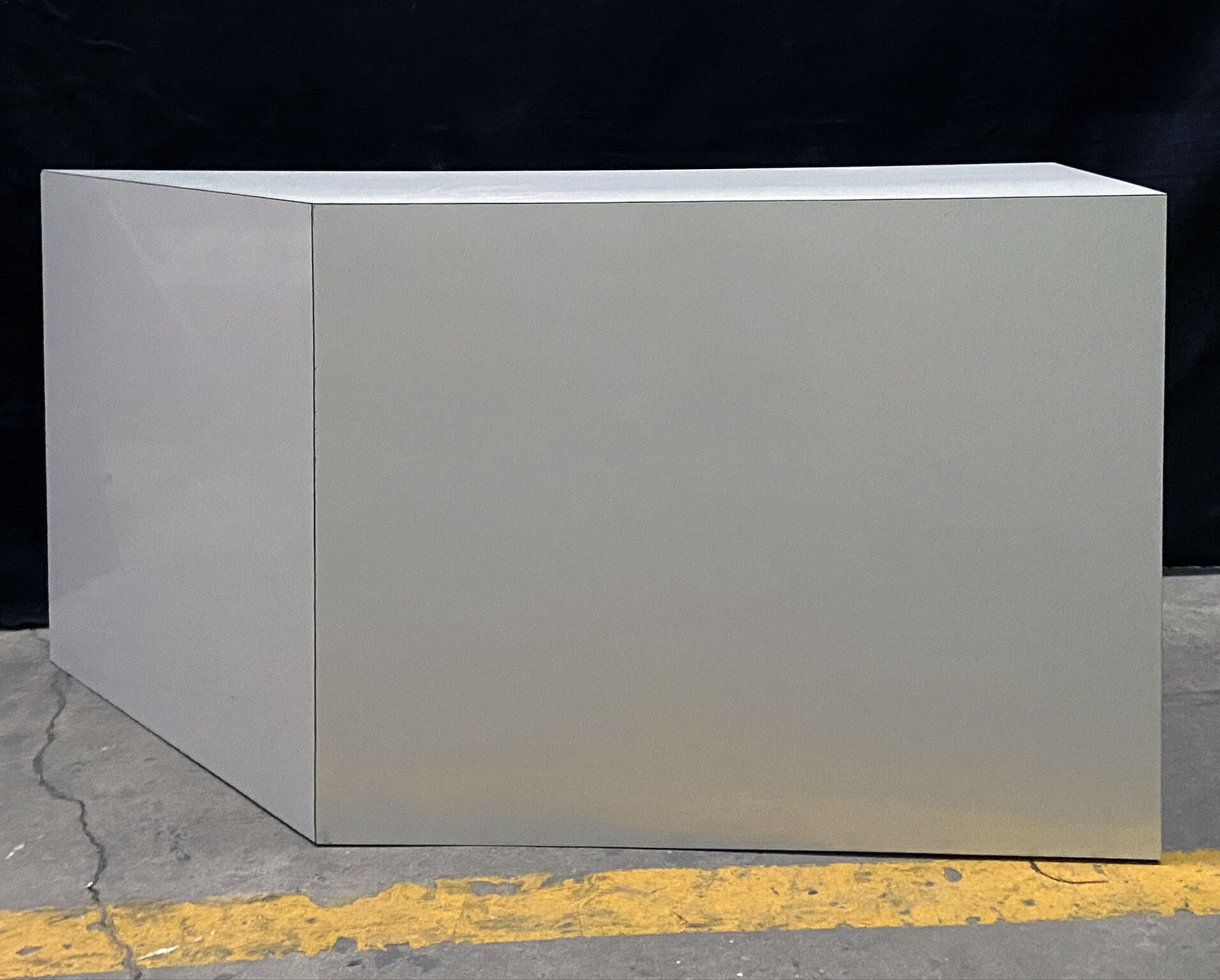 Back office or white startified console