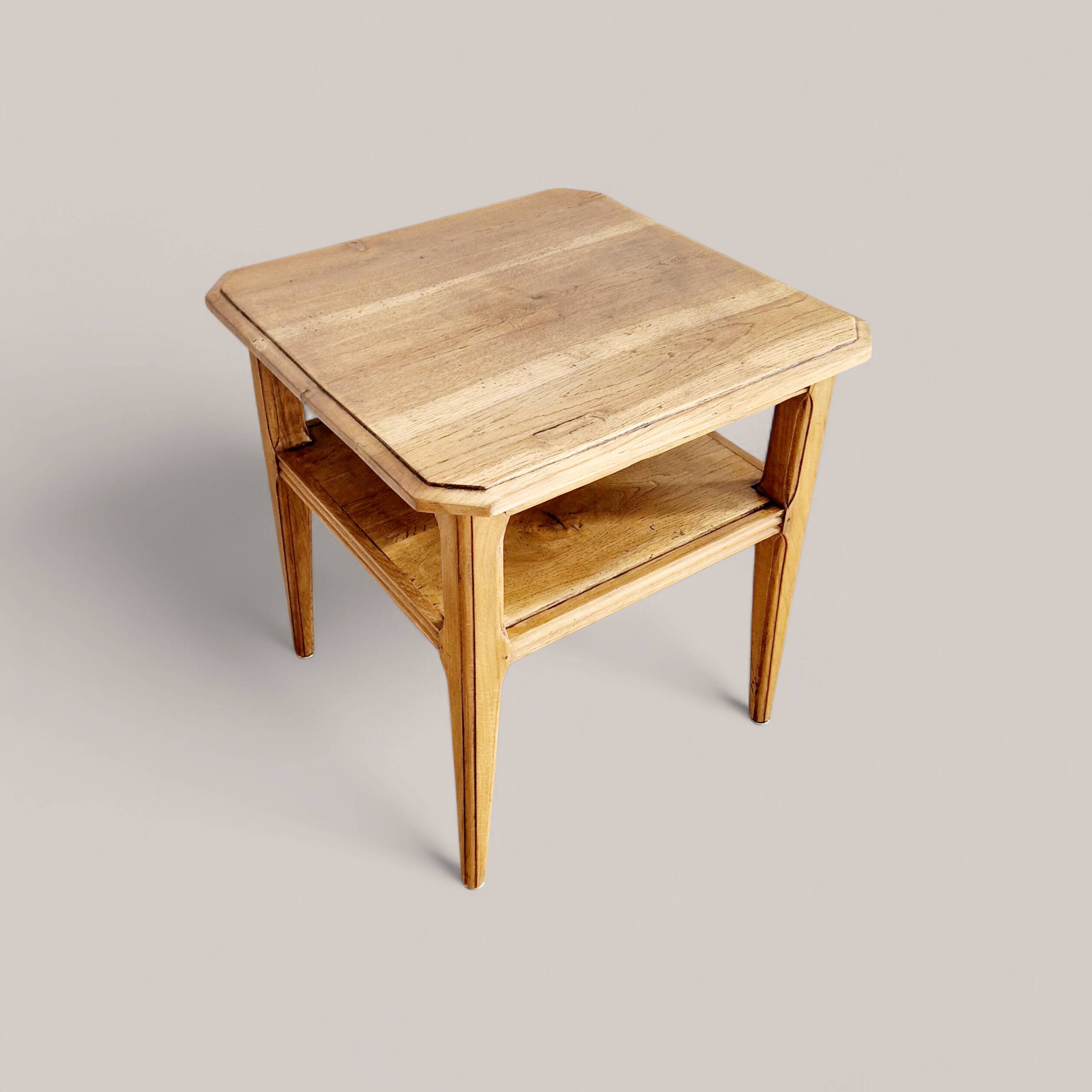 Table d'appoint, bout de canapé en chêne massif, 1940