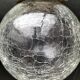 Suspension boule en verre craquelé