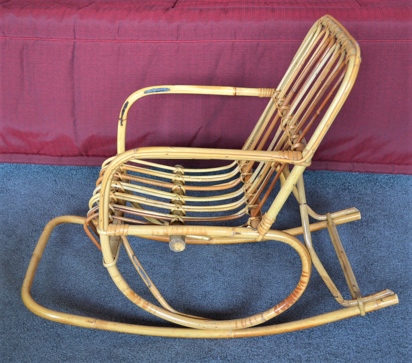 Children's rocking chair in vintage rattan 60 70