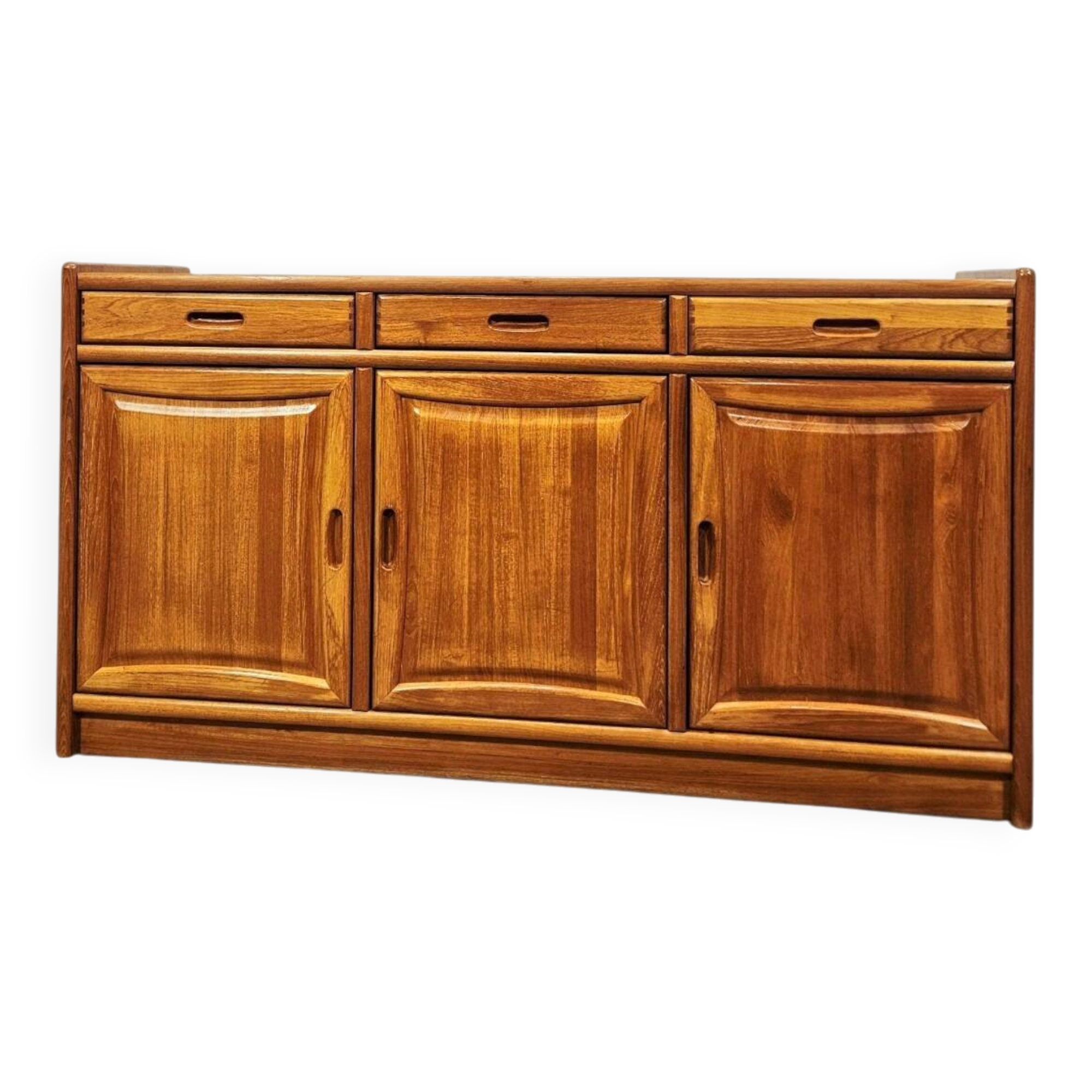 Buffet danois moderne Dyrlund Dania en teck, années 1980