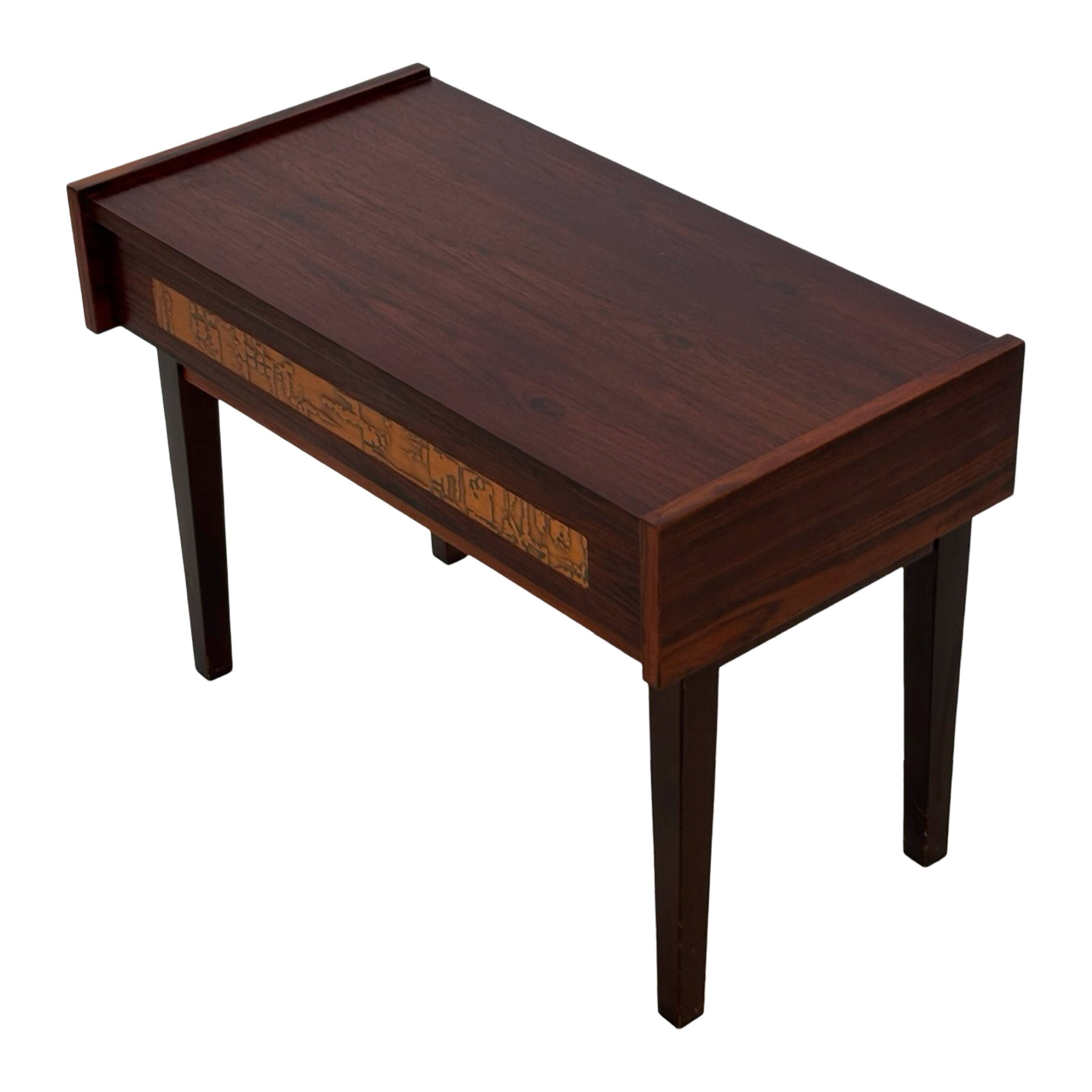 Commode vintage danoise en palissandre et laiton