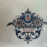 Plat de présentation Faïence polychrome de Rouen XVIII siècle
