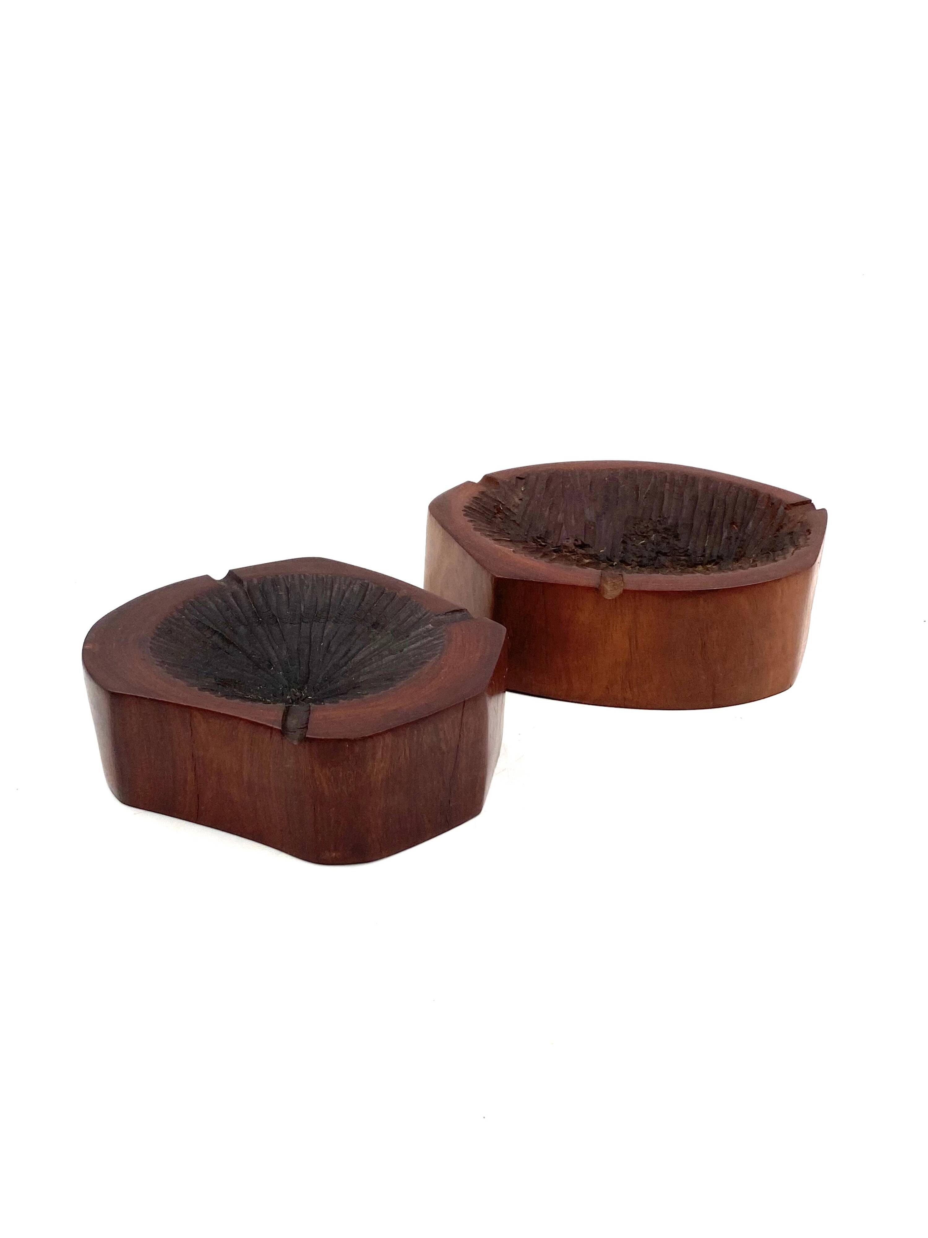 Organic modern set of 2 wood ashtrays, France 1970s