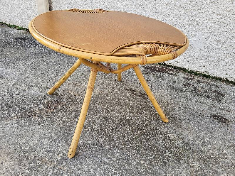 Round rattan coffee table 1960