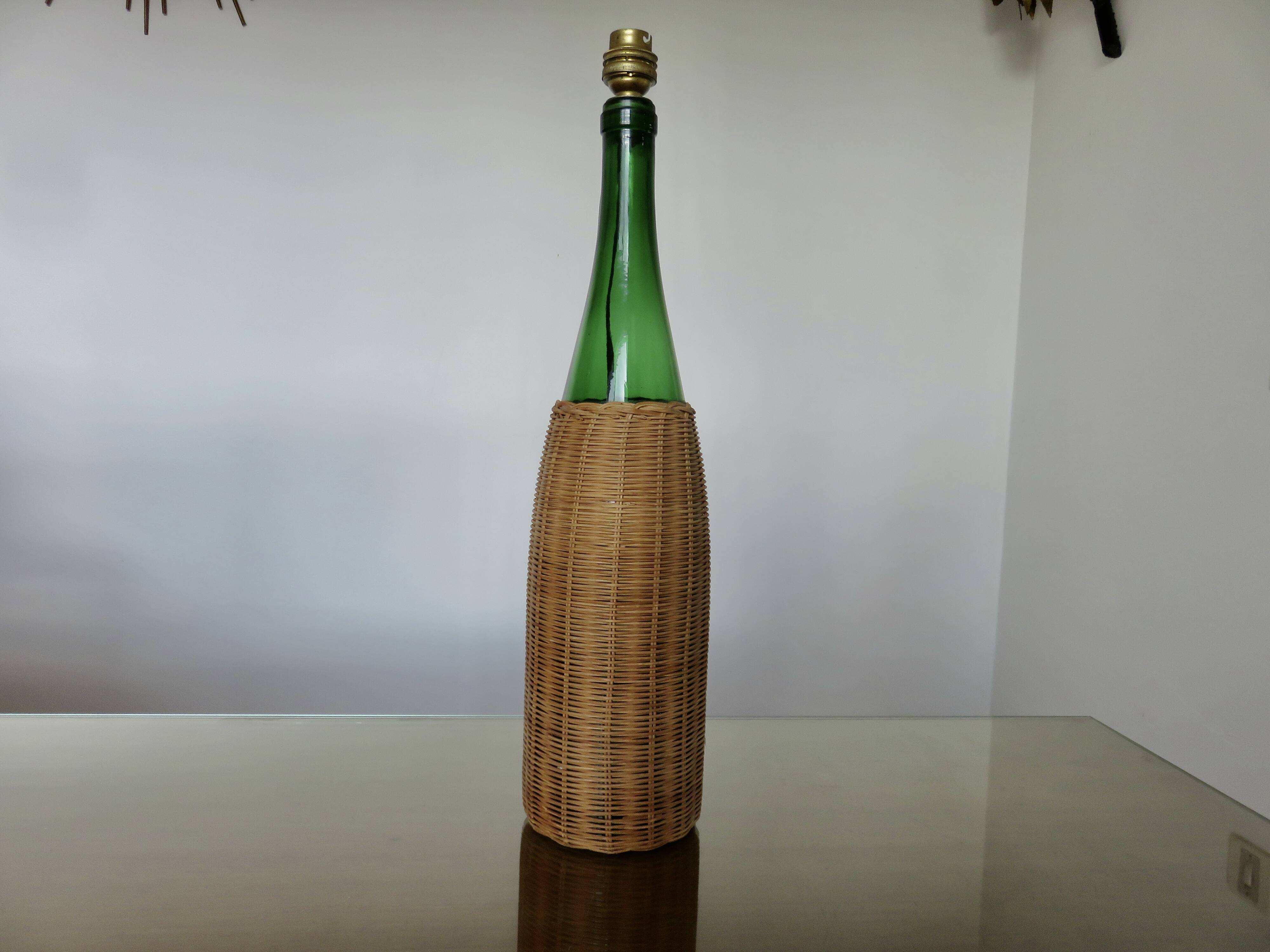 Rattan and glass "bottle" lamp from the 60s and 70s