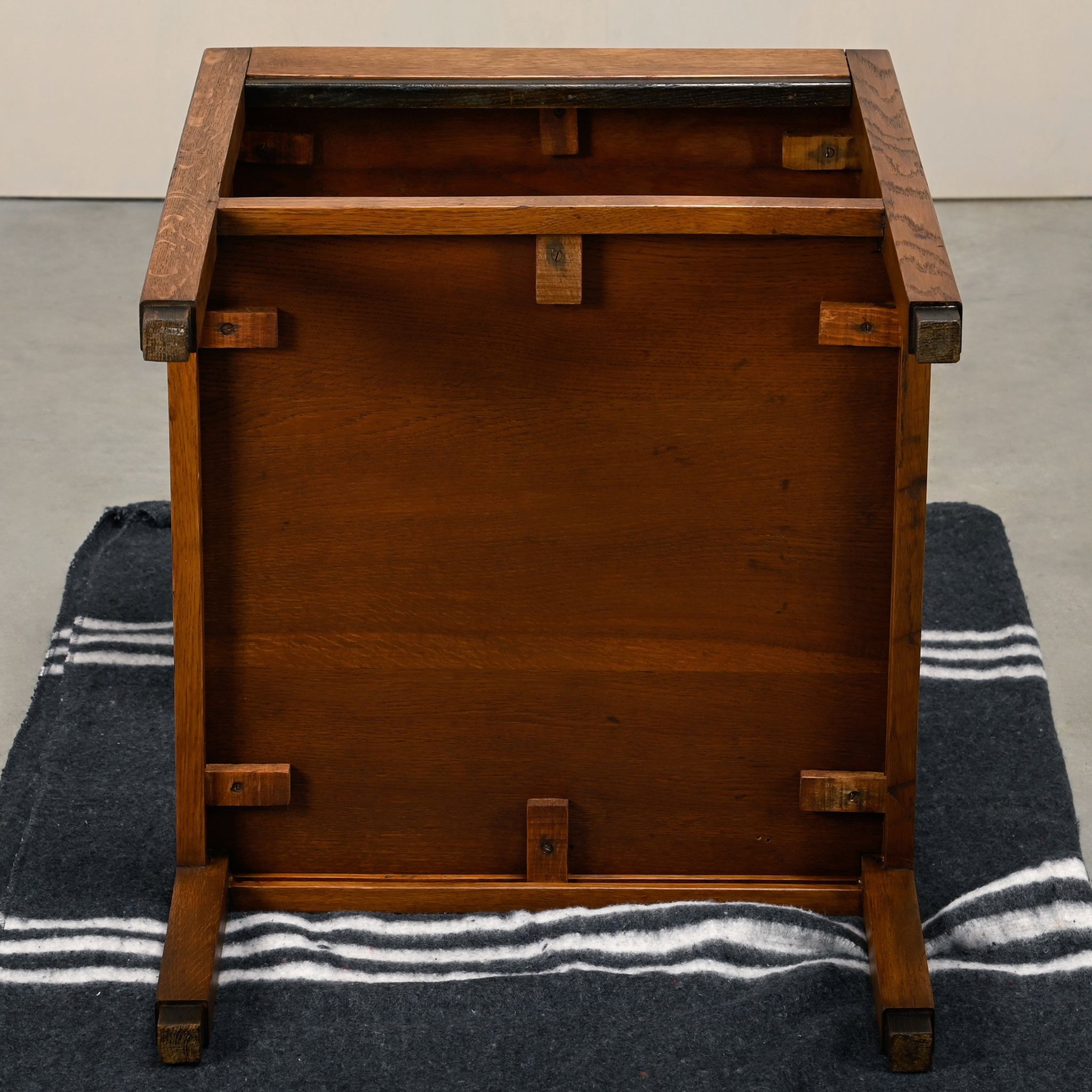 Dutch Modernist Art Deco Amsterdam School side table or bedside table Oak