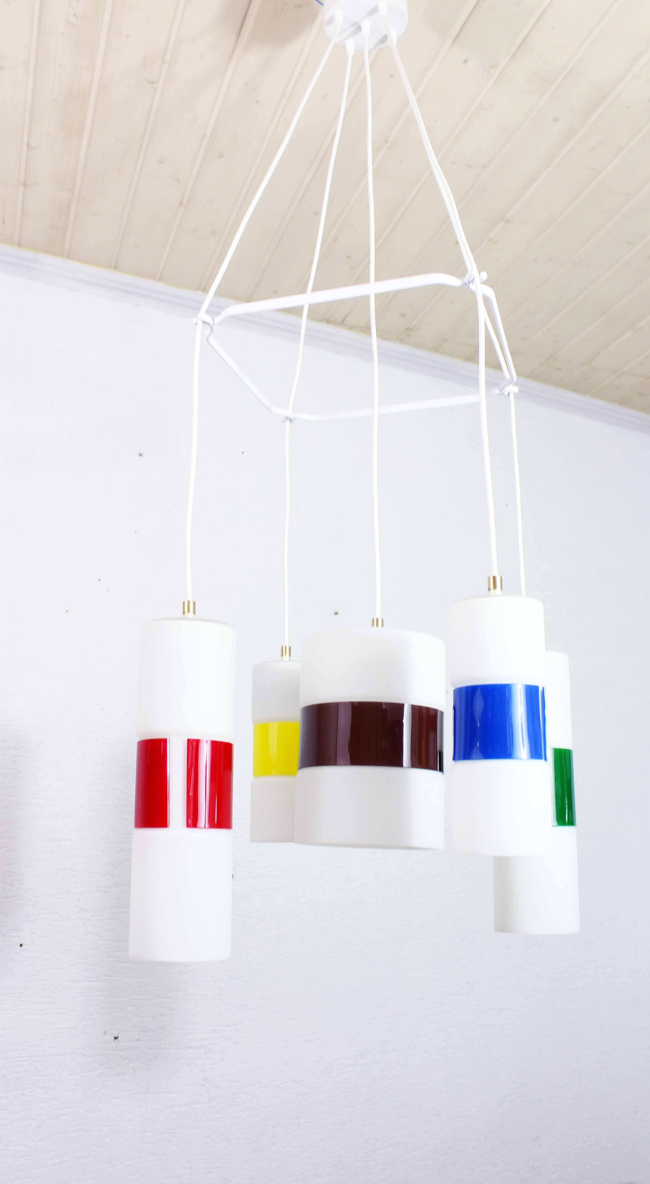 Chandelier with vintage suspensions