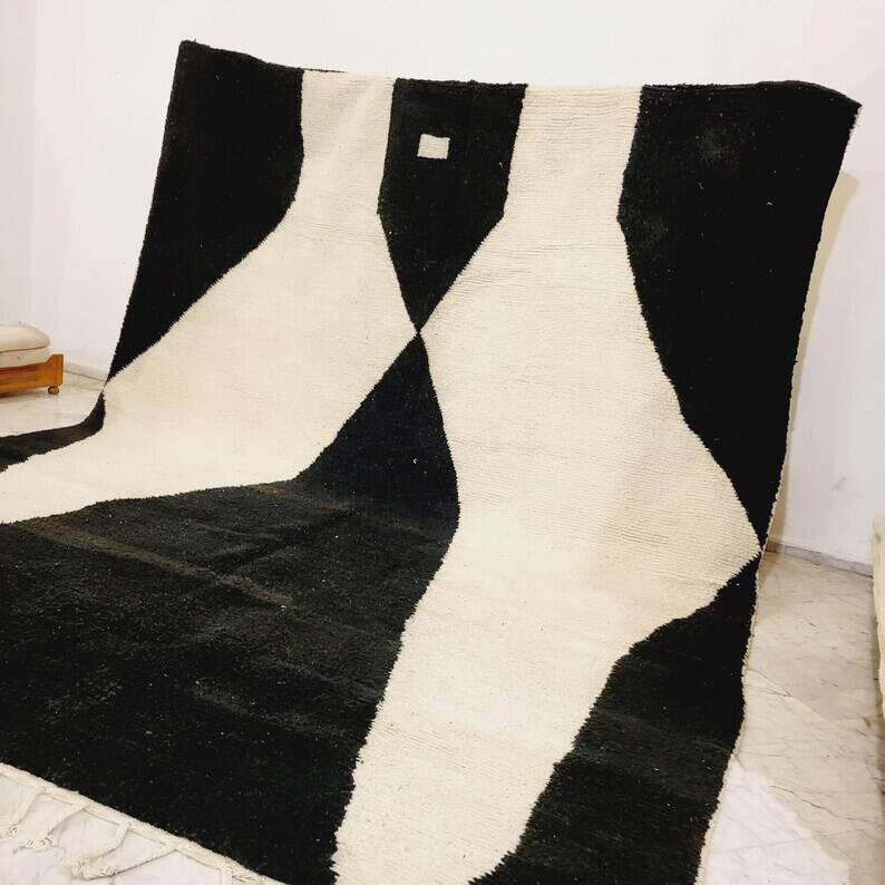 Handmade Moroccan rug 200cm x 300cm