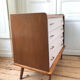 Commode vintage revisitée en Setting Plaster de chez Farrow & Ball