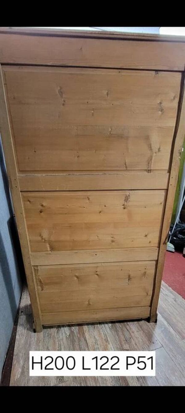 Secrétaire cabinet a cache secrète époque Louis Philippe en frêne et orme