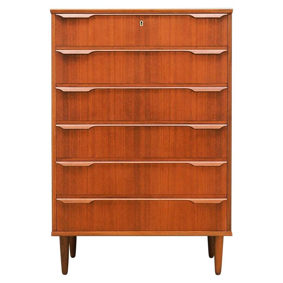 Chest of drawers teak, danish design, 60's, producer: trekanten-hestbæk a/s
