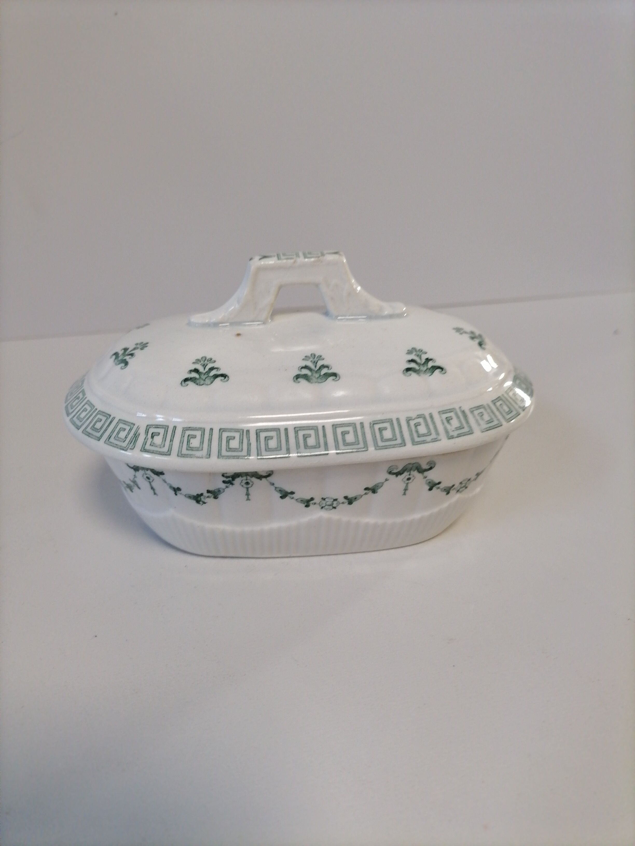 ceramic soap holder