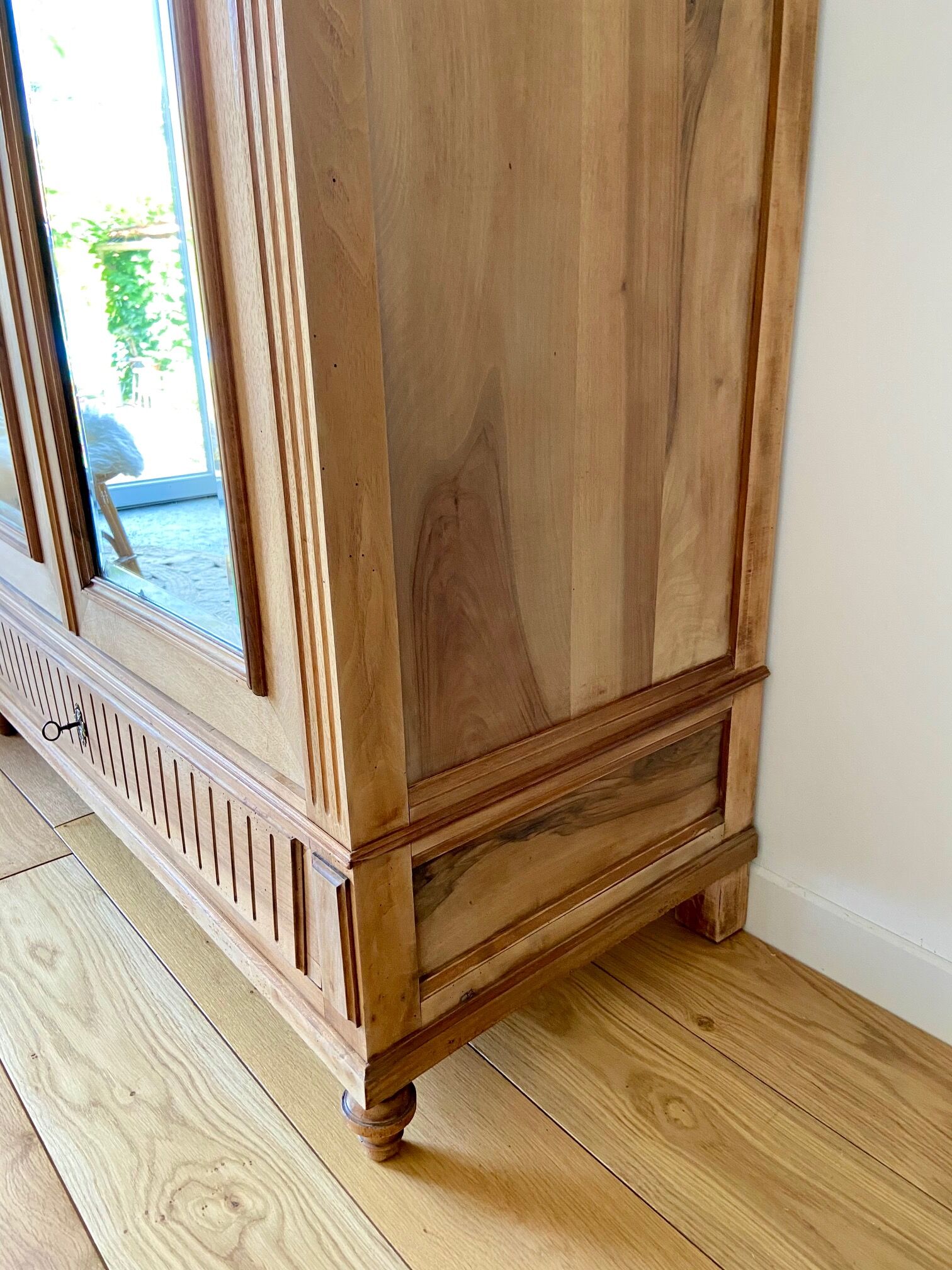 Louis XVI style cabinet in raw solid walnut