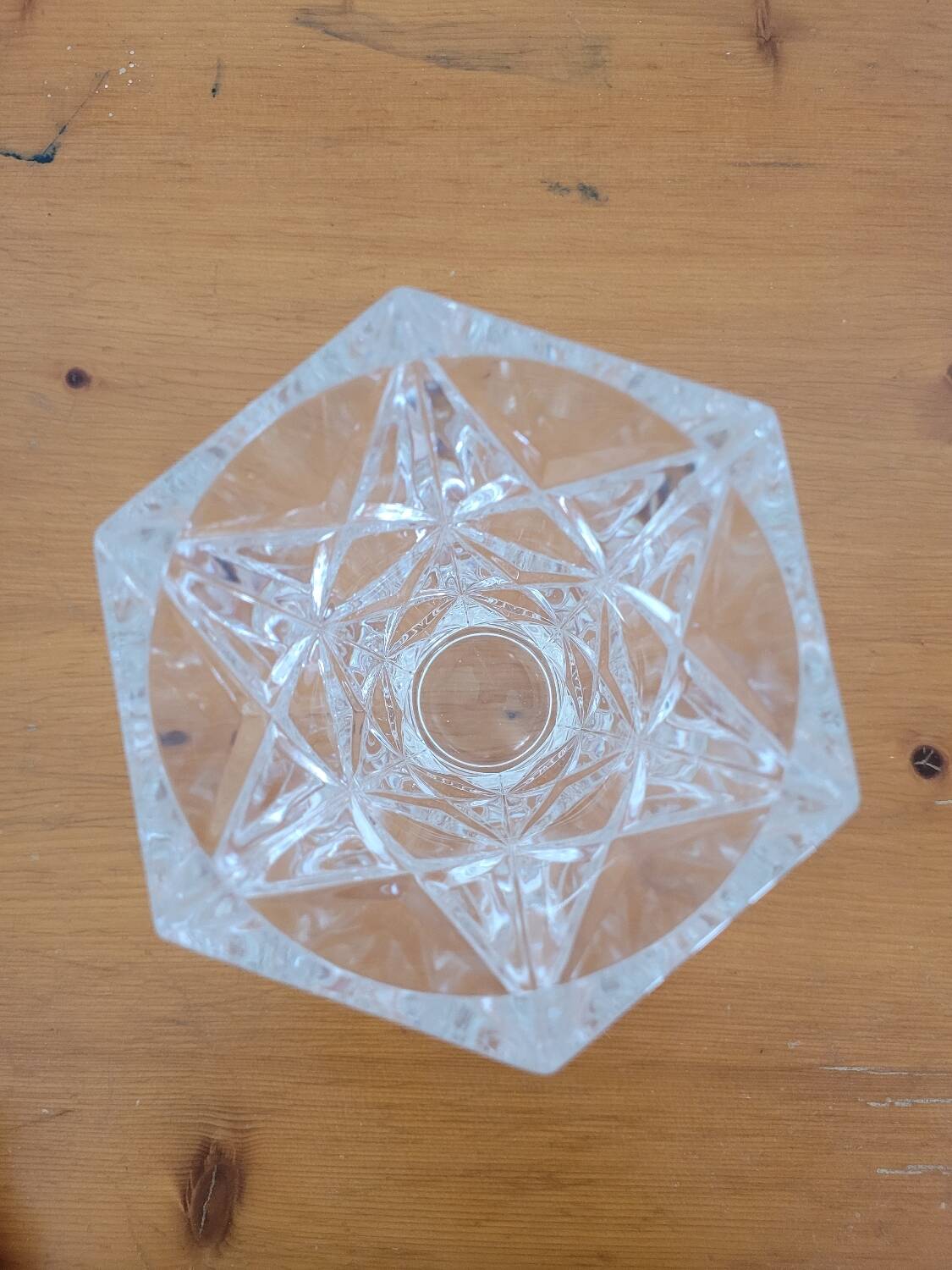 Clear glass vase