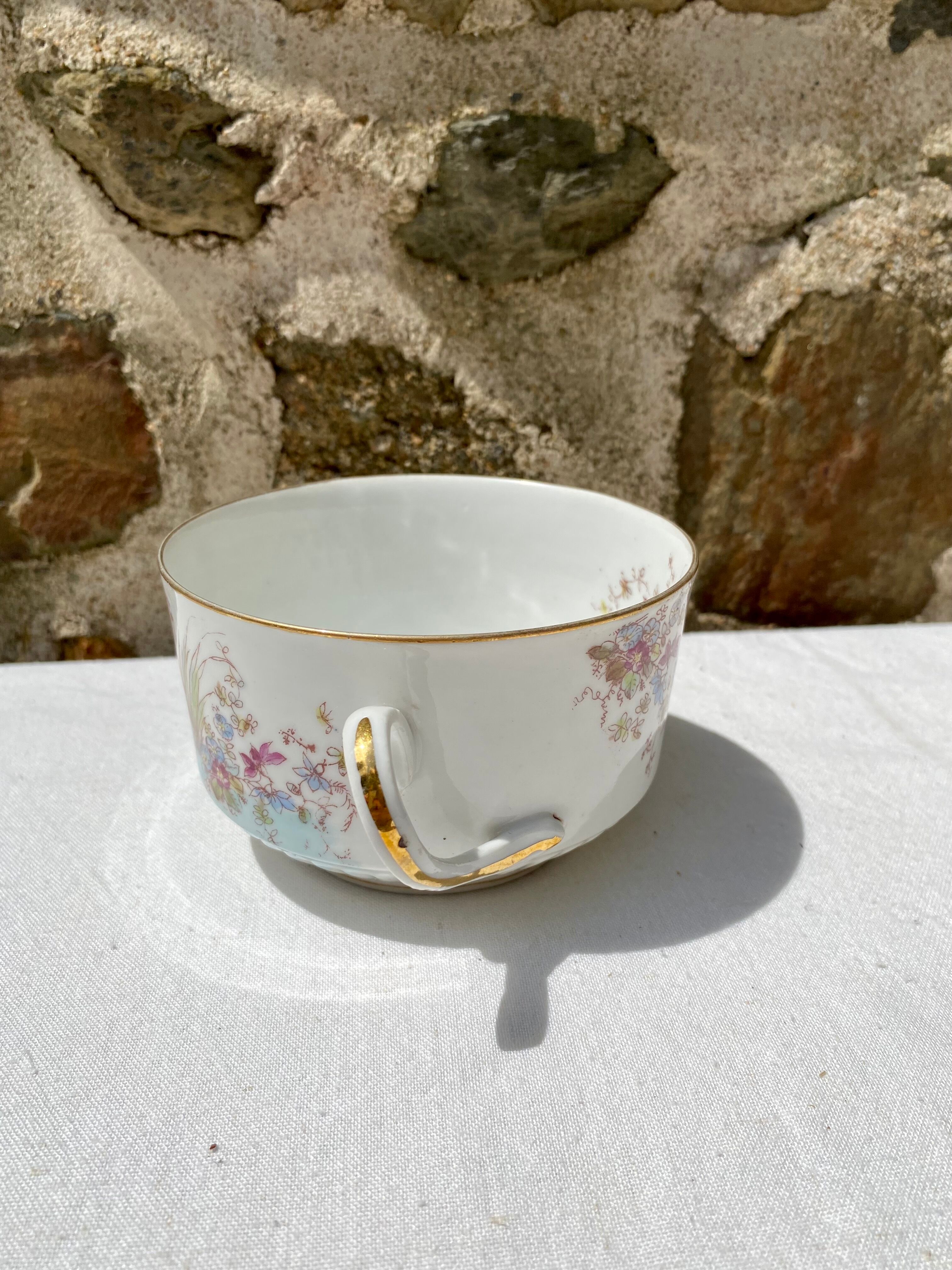 Duck flower cup and sub-cup