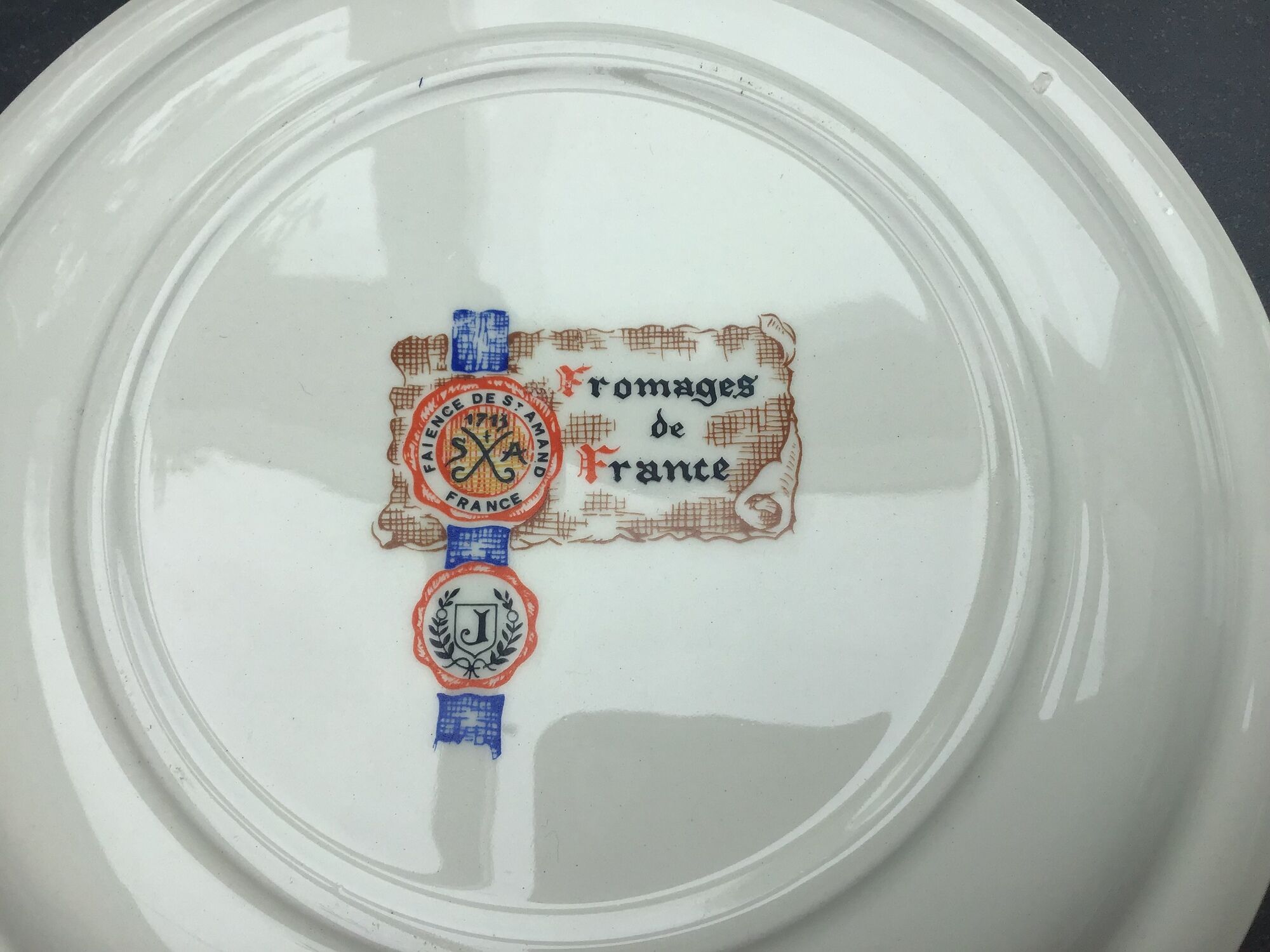 St Amand earthenware cheese plates, Fromages de France series