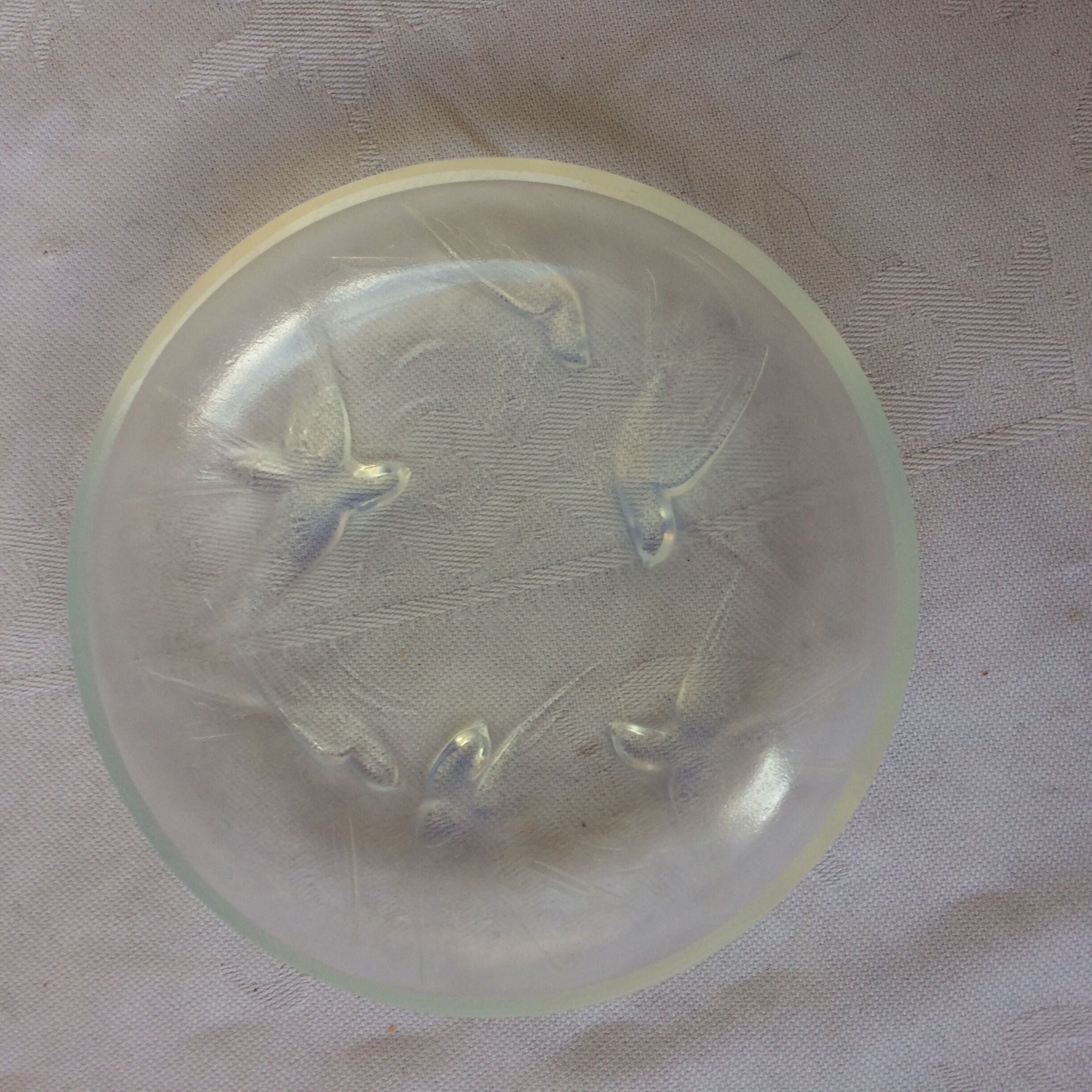 Cup signed Crystal Sabino, France, decor birds.