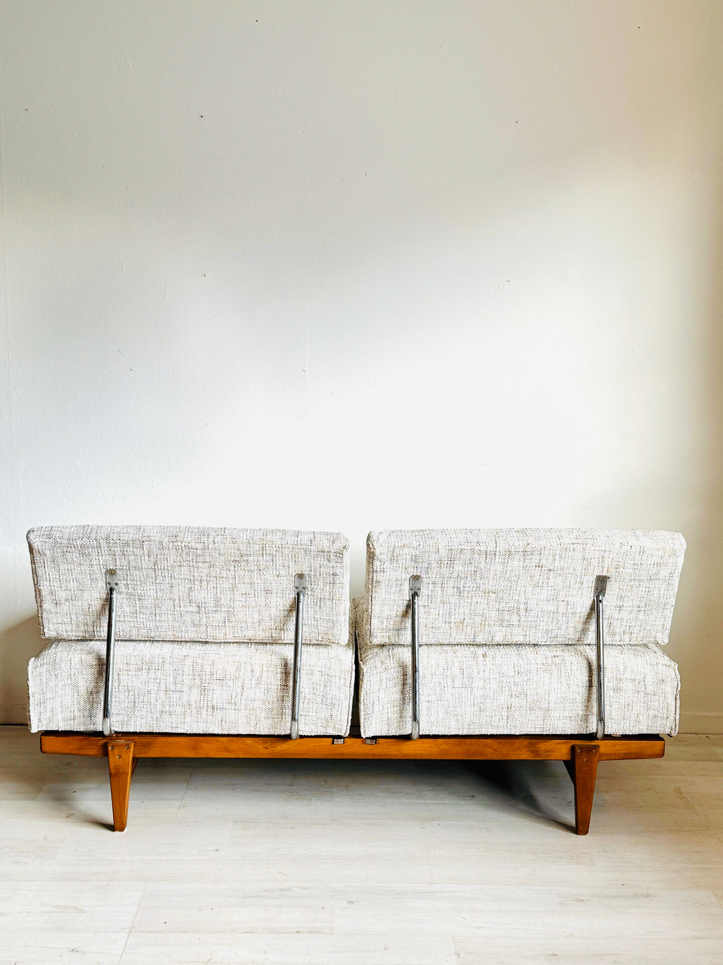 Vintage sofa daybed ‘Stella’ Wilhem Knoll