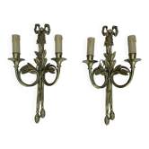 Pair of gilt bronze wall sconces in hunting horn style, Louis XVI.