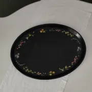 Old large English plate made of papier-mâché.