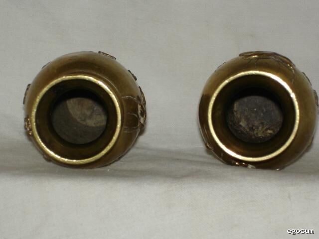 Pair of small Oriental vases in bronze to applications