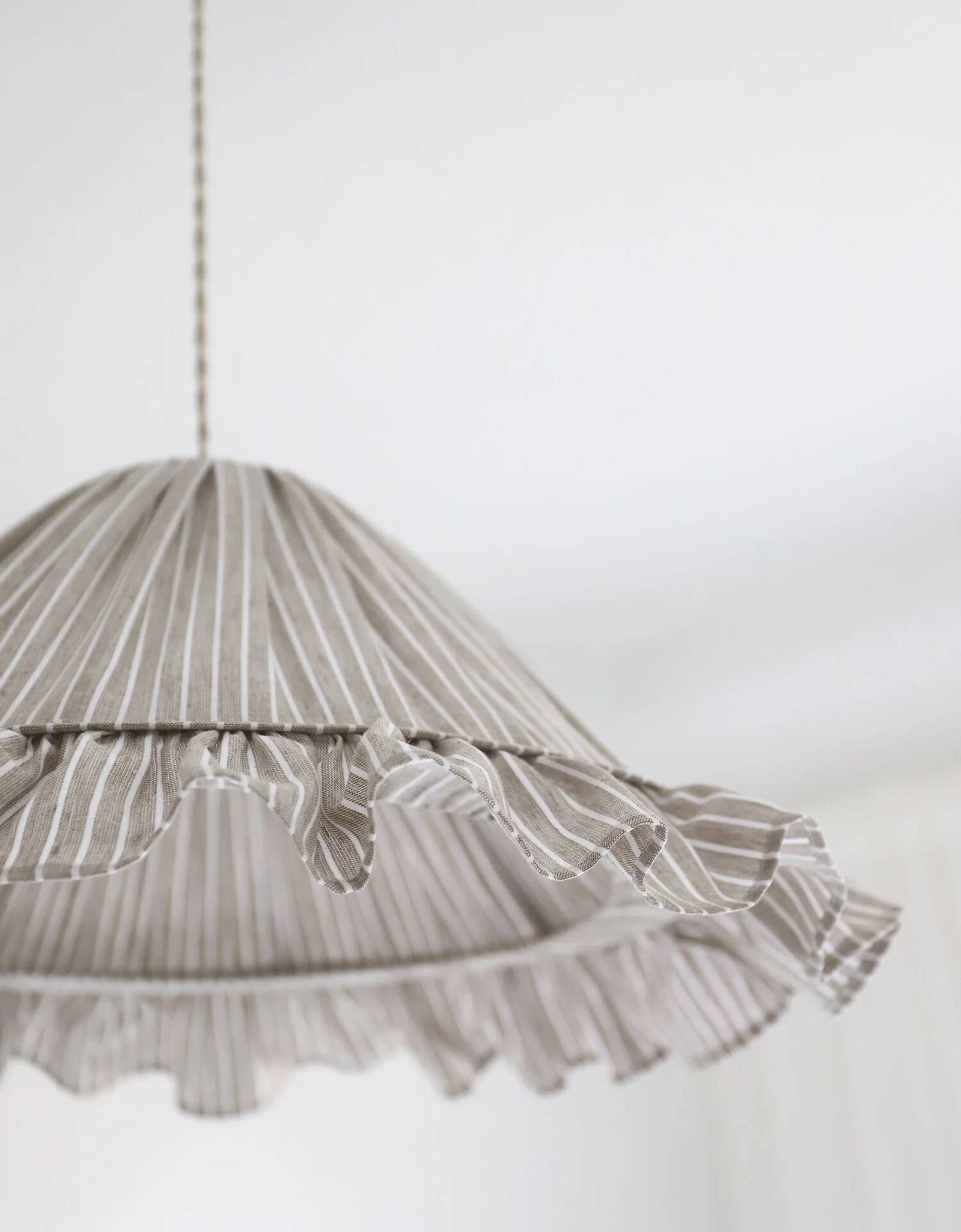 Suspension Emilia, pleated lampshade with frills, olive stripes
