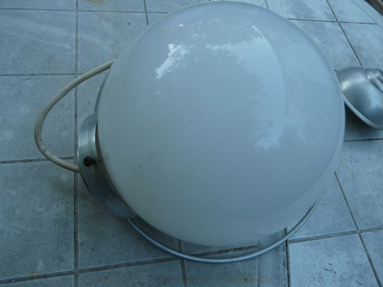 Ceiling lamp opaline ball years 40