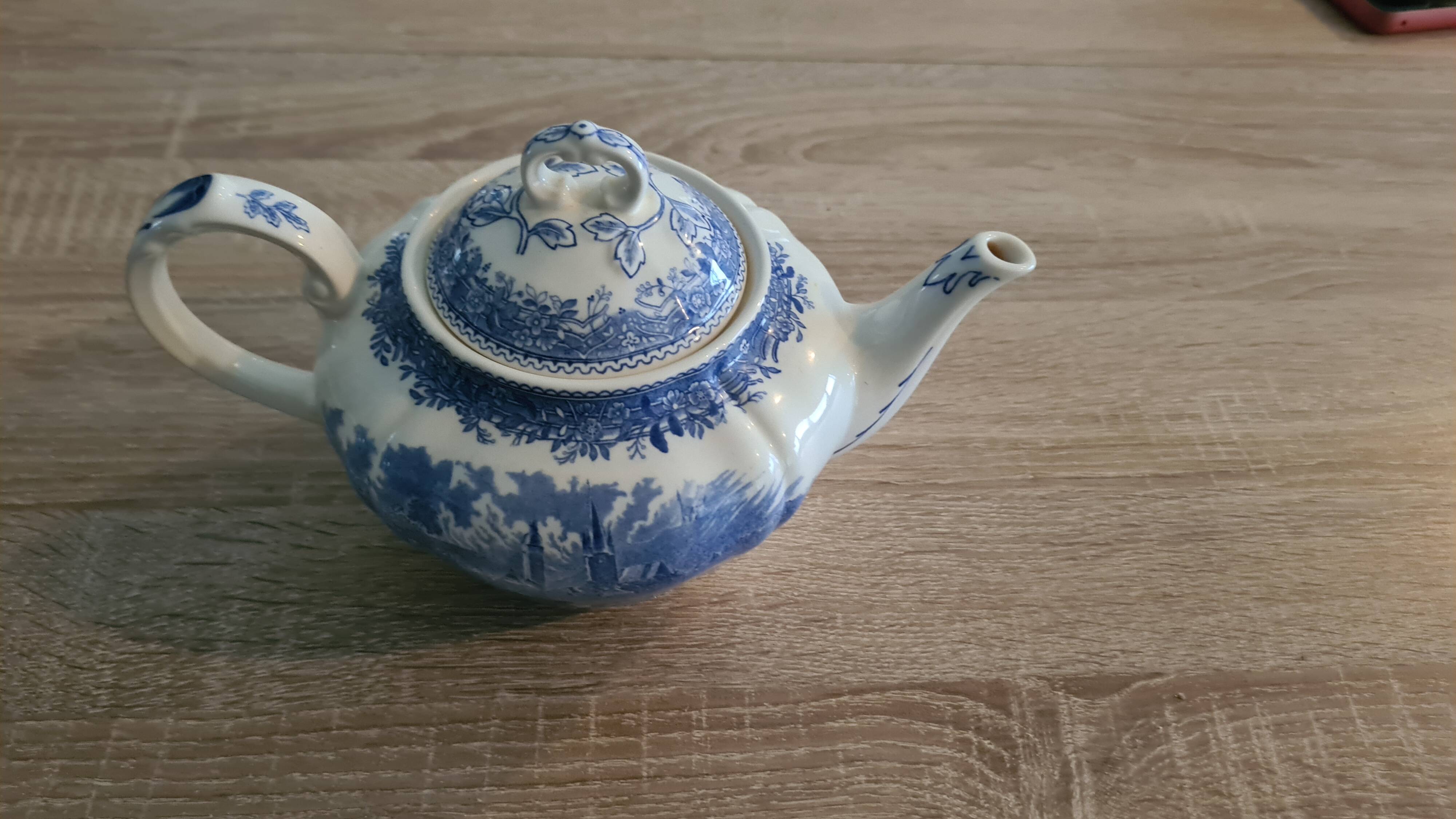 Burgenland teapot