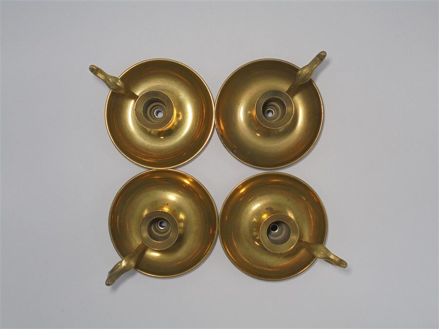 Set of 4 candle holders