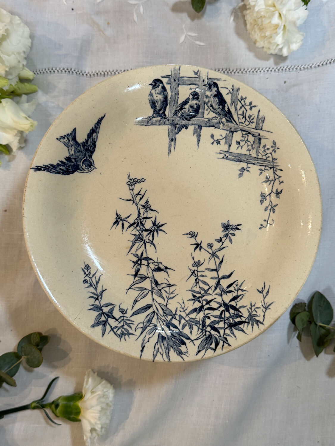 Swallow footed coupe Gien