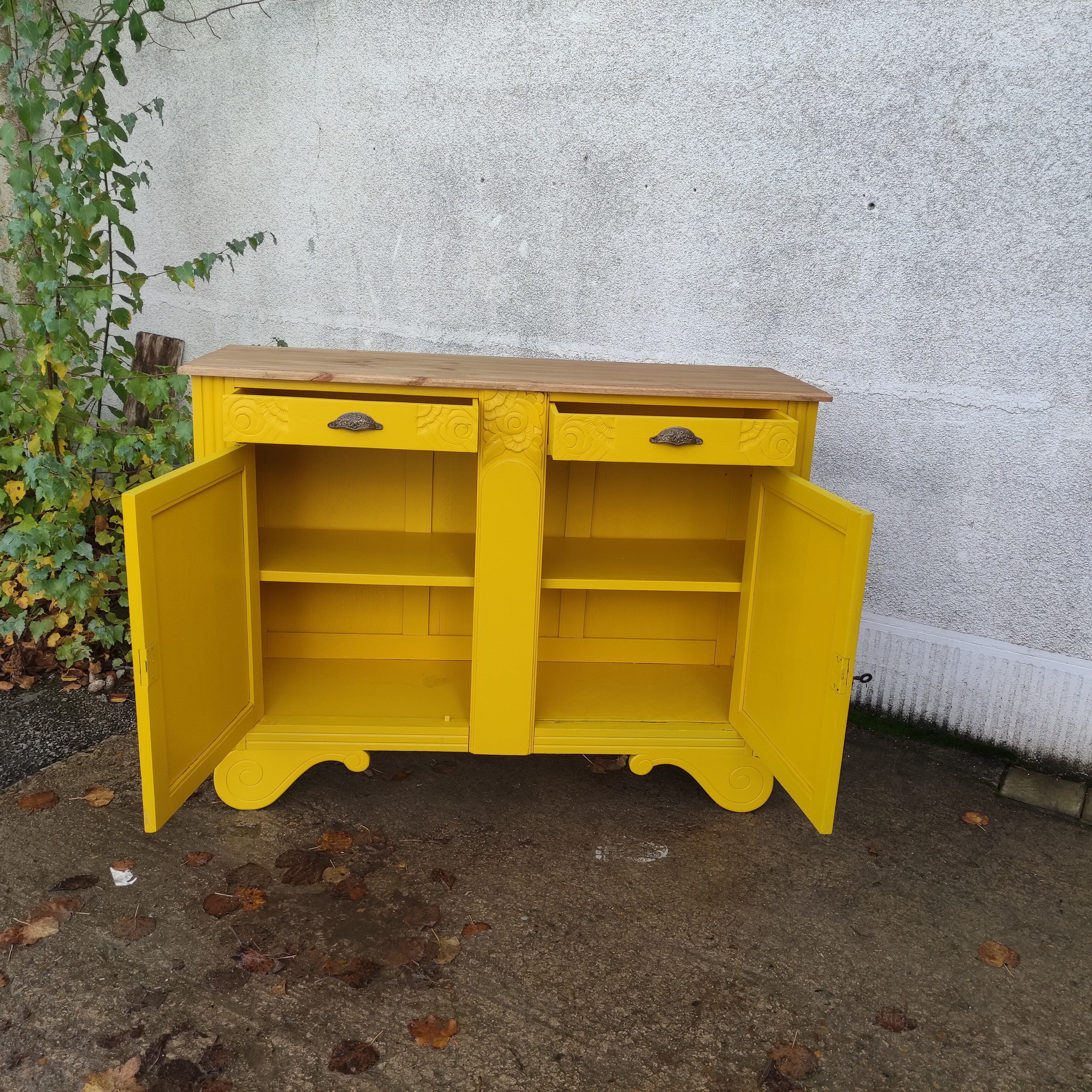 Buffet Art Déco jaune