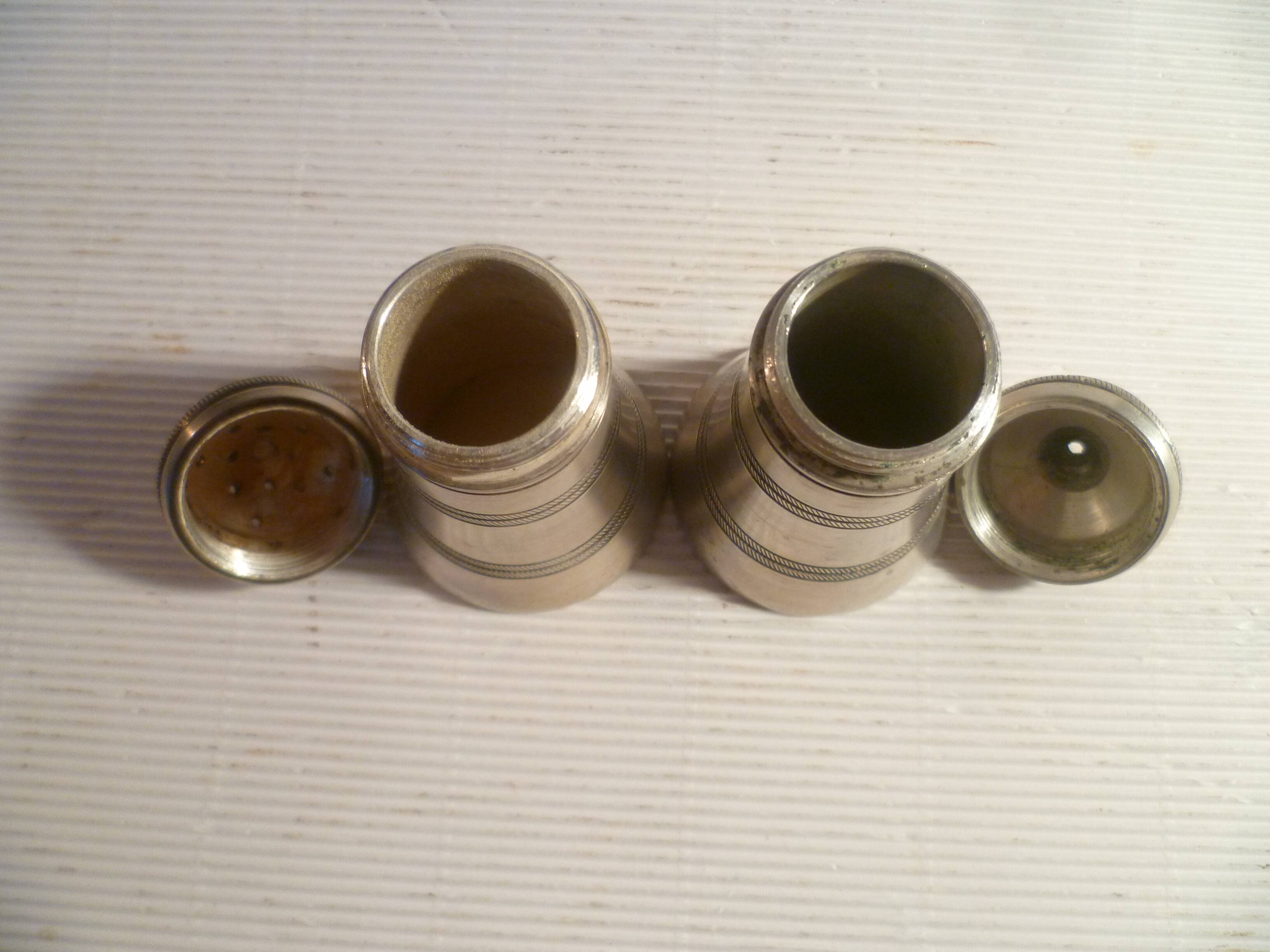 Service condiments sel/poivre salerons en met.argente sheffield