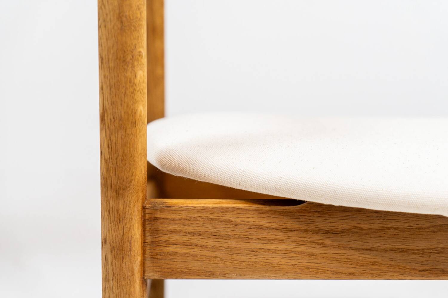 Fauteuil de Jørgen Bækmark pour FDB Møbler (Danemark, années 1960).